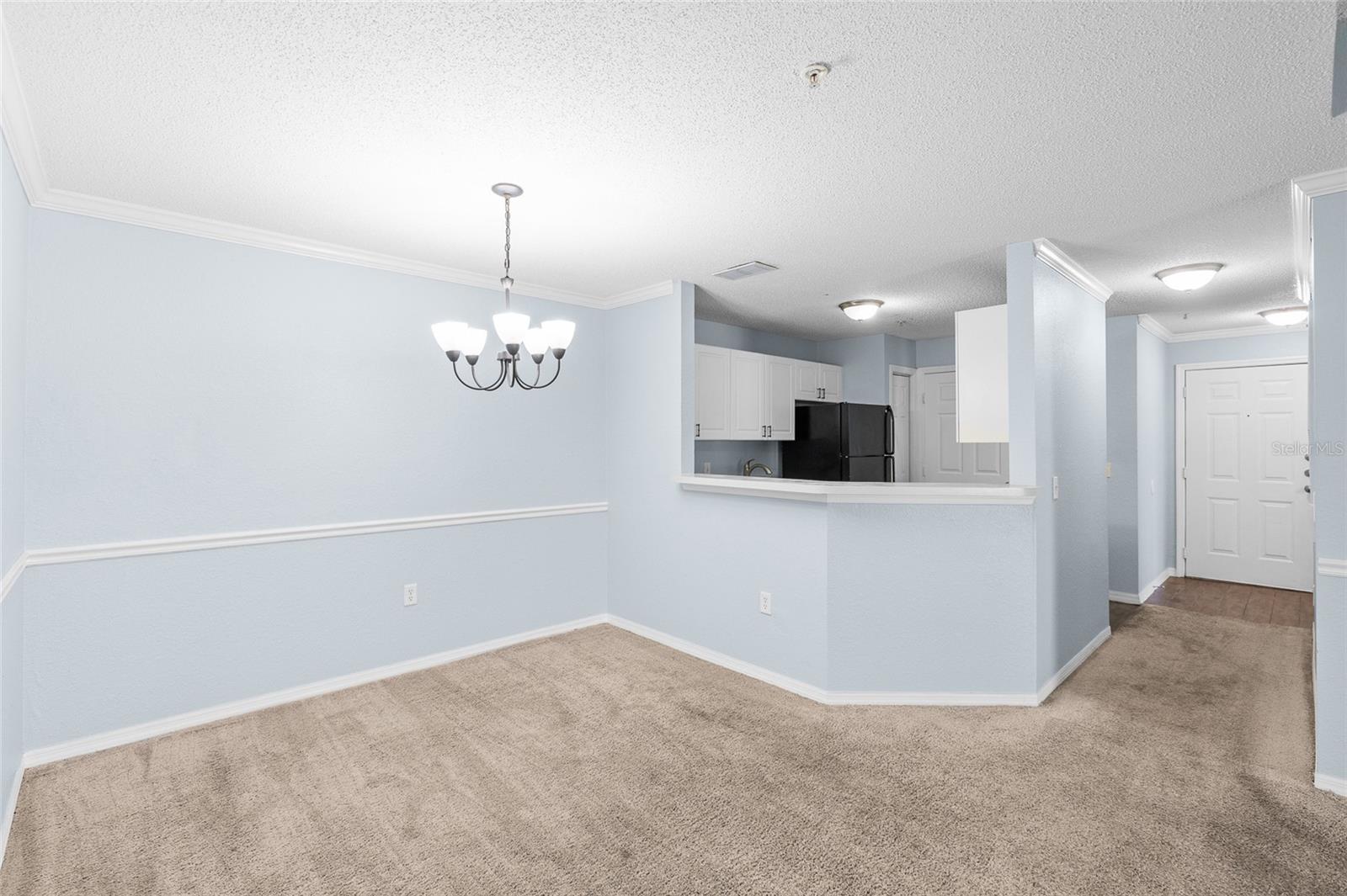 Image 6 of 48 For 18001 Richmond Place Drive 835