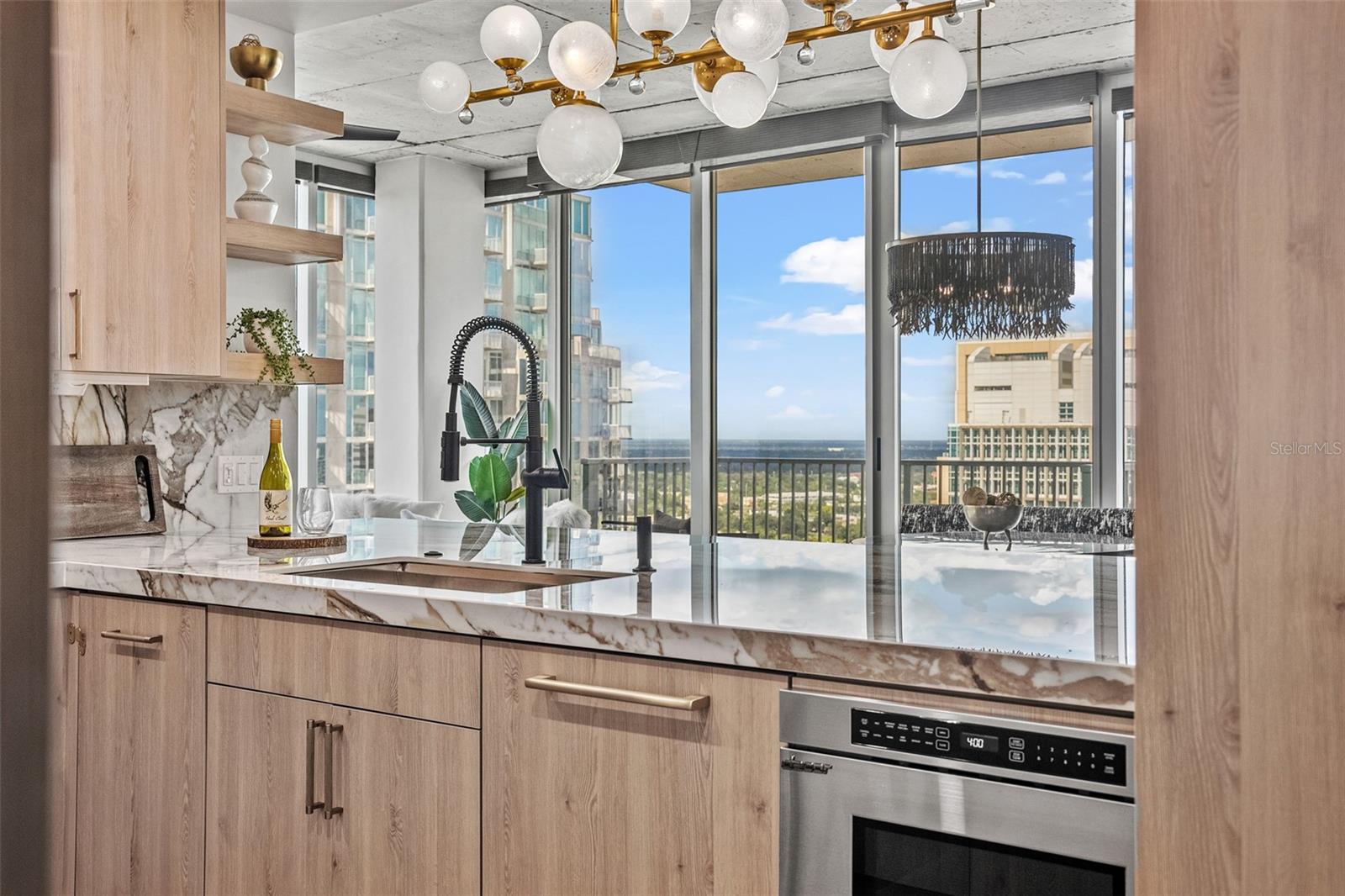 Image 19 of 72 For 777 Ashley Drive 3013