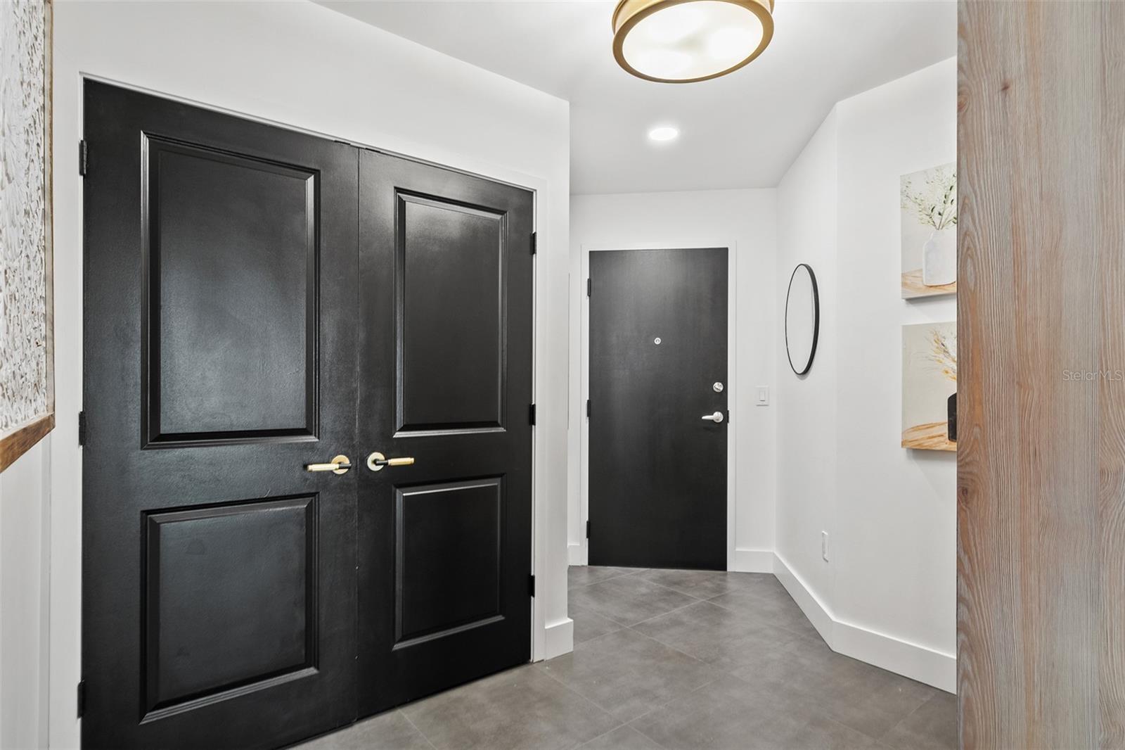 Image 38 of 72 For 777 Ashley Drive 3013