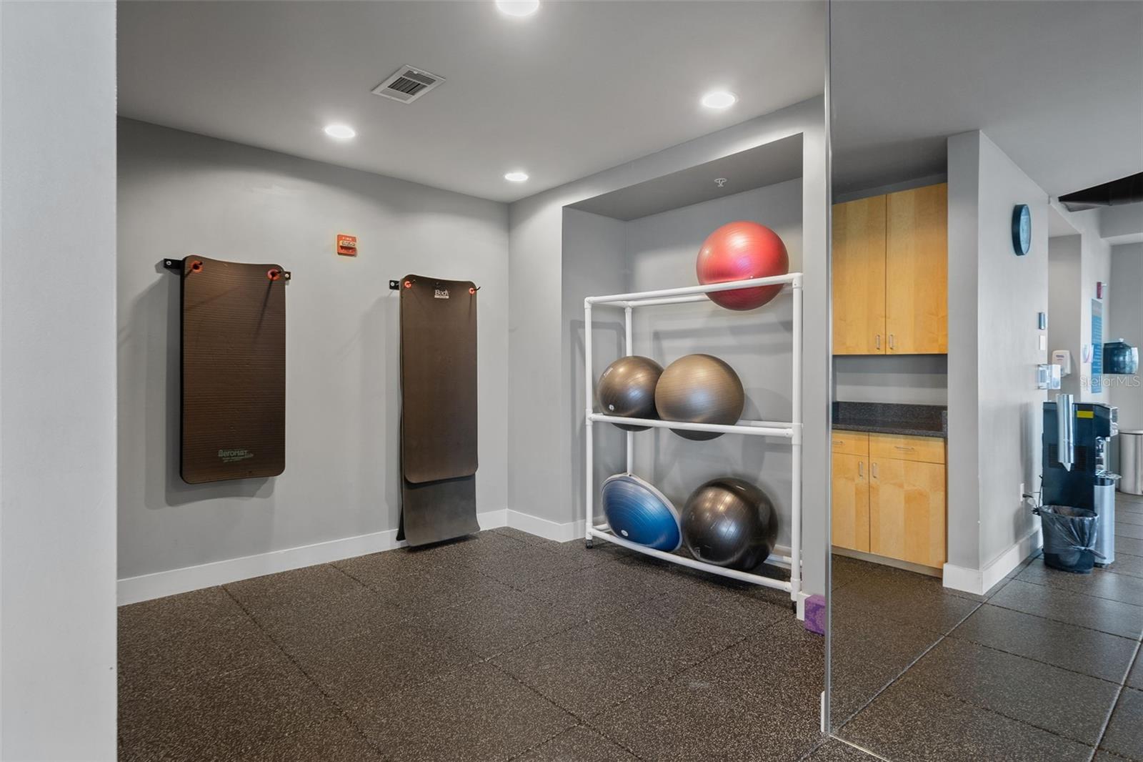 Image 47 of 72 For 777 Ashley Drive 3013