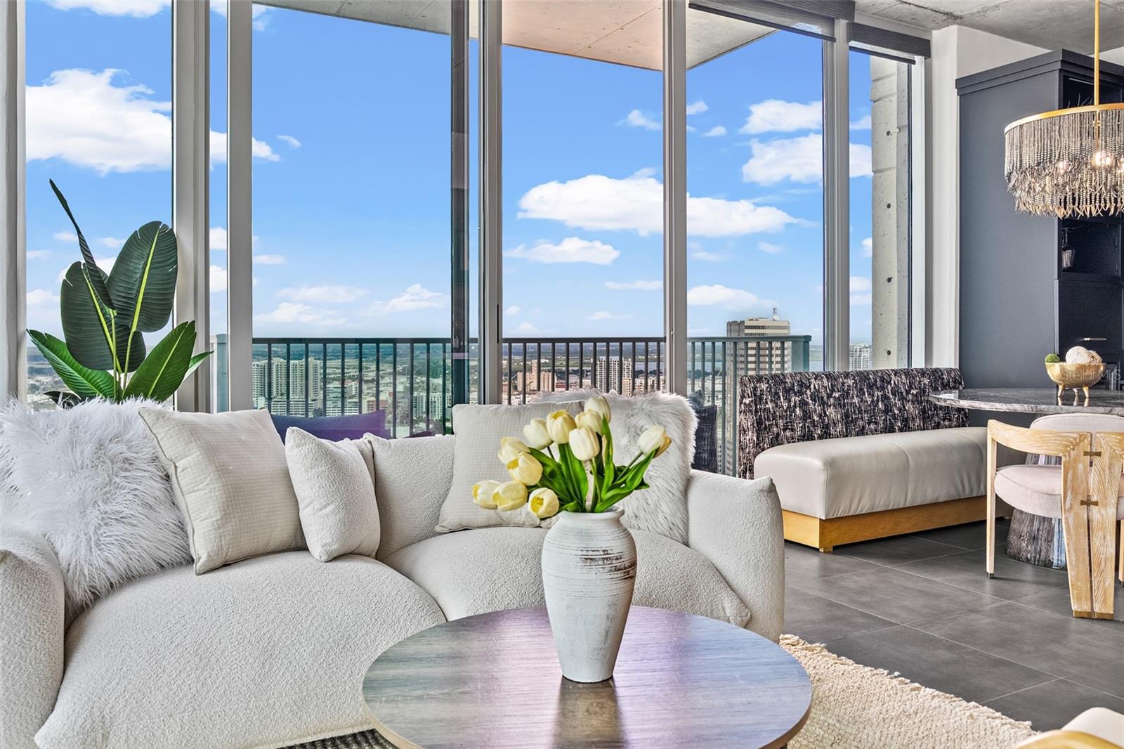 Image 5 of 72 For 777 Ashley Drive 3013