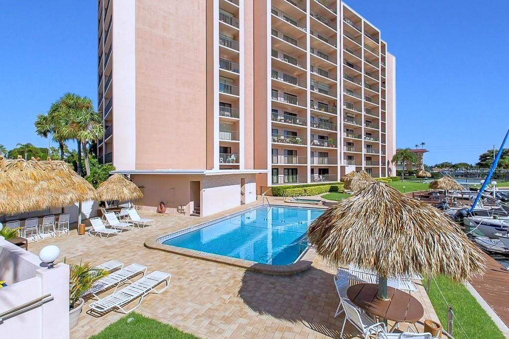 Image 38 of 57 For 51 Island Way 108