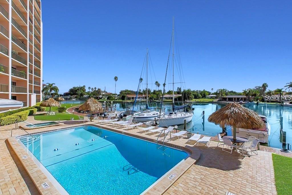 Image 41 of 57 For 51 Island Way 108