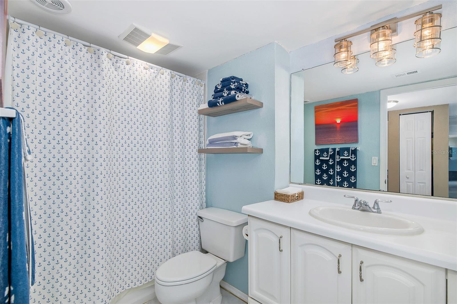 Image 8 of 57 For 51 Island Way 108