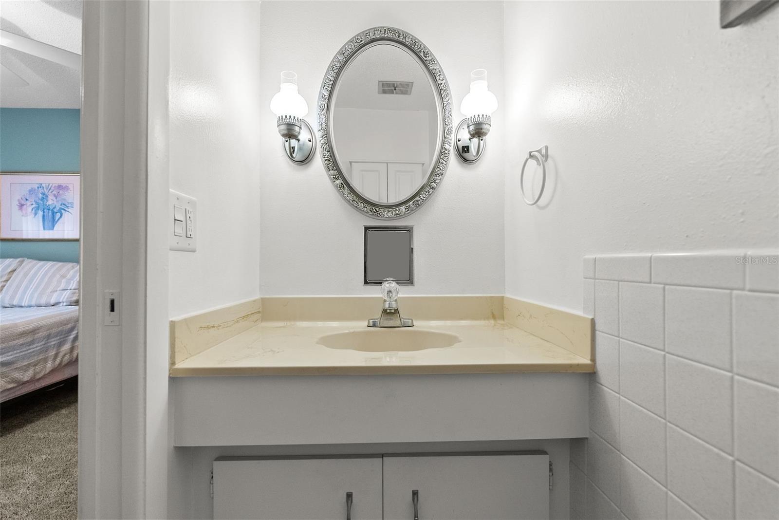 Image 19 of 52 For 2700 Bayshore Boulevard 4106