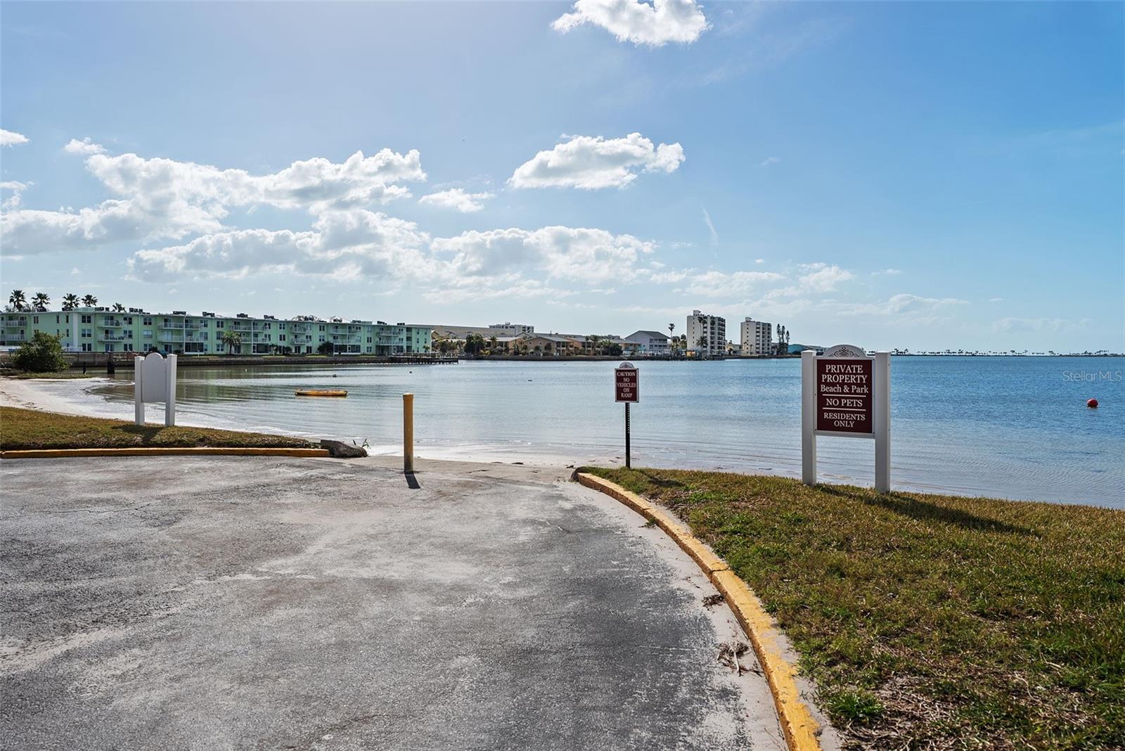 Image 35 of 52 For 2700 Bayshore Boulevard 4106