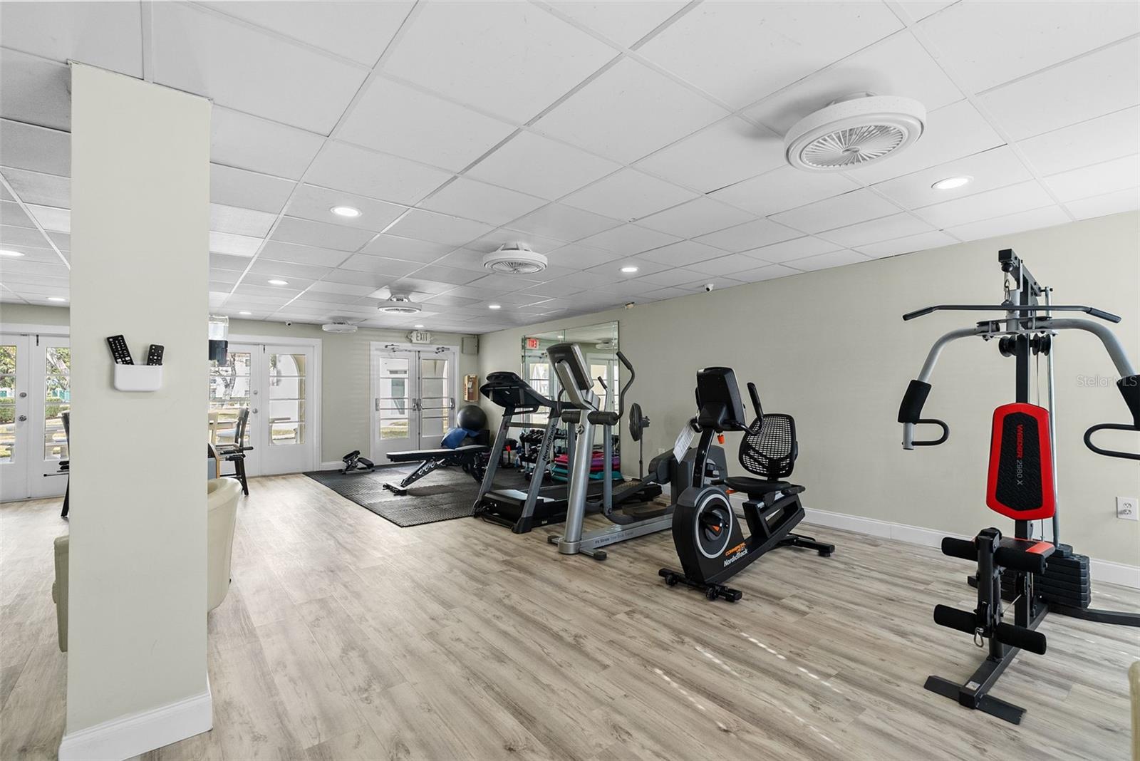 Image 42 of 52 For 2700 Bayshore Boulevard 4106