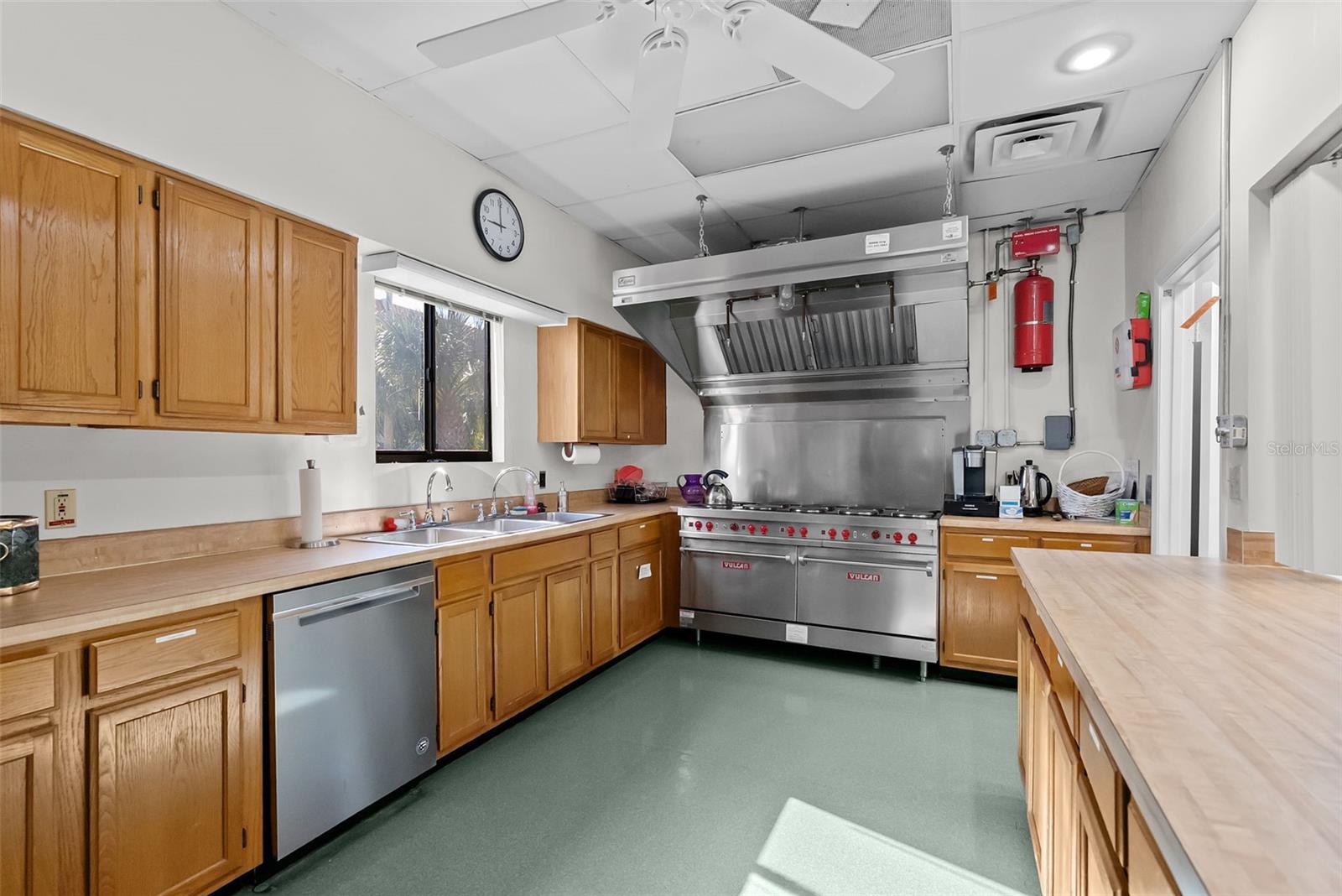 Image 46 of 52 For 2700 Bayshore Boulevard 4106