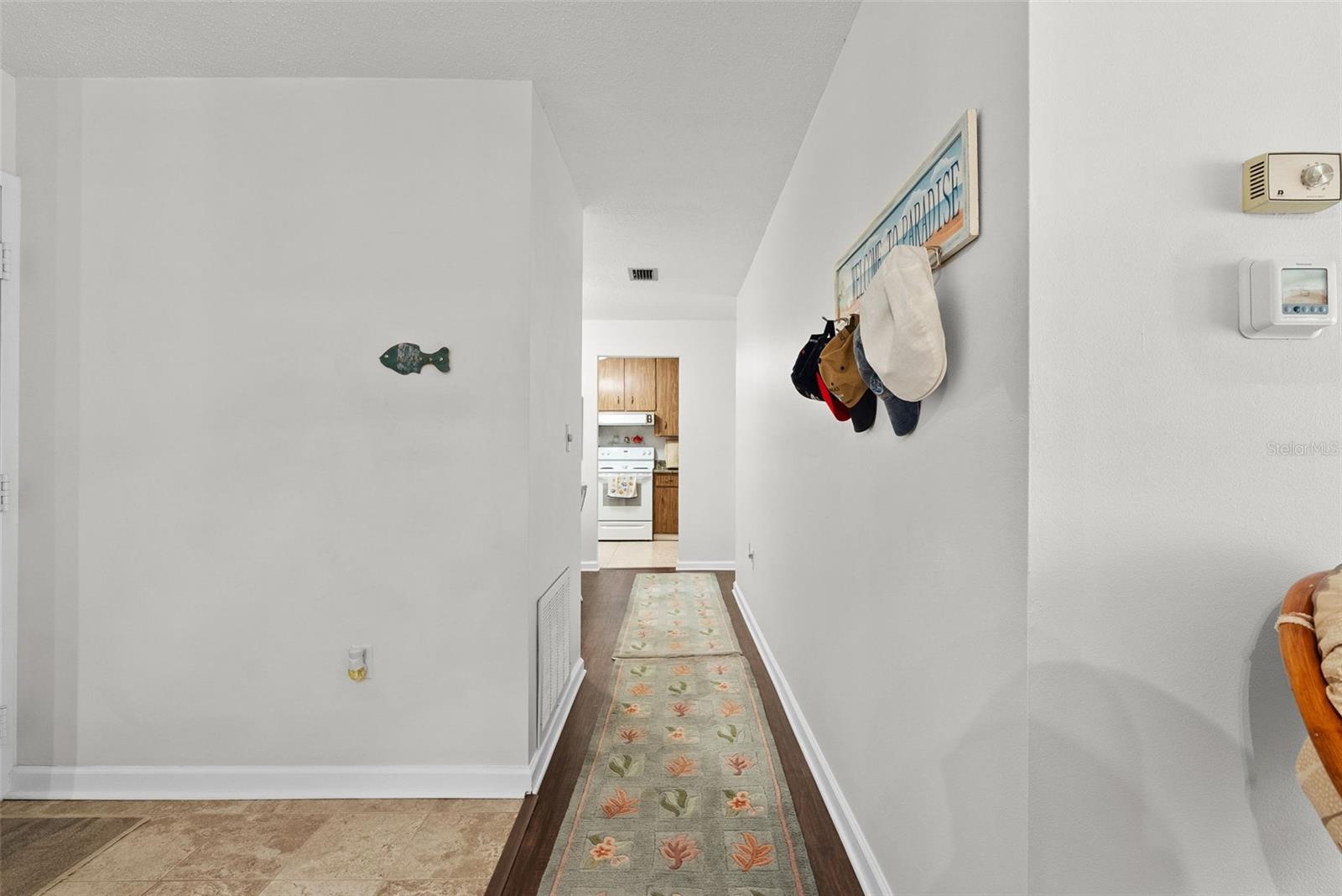 Image 9 of 52 For 2700 Bayshore Boulevard 4106