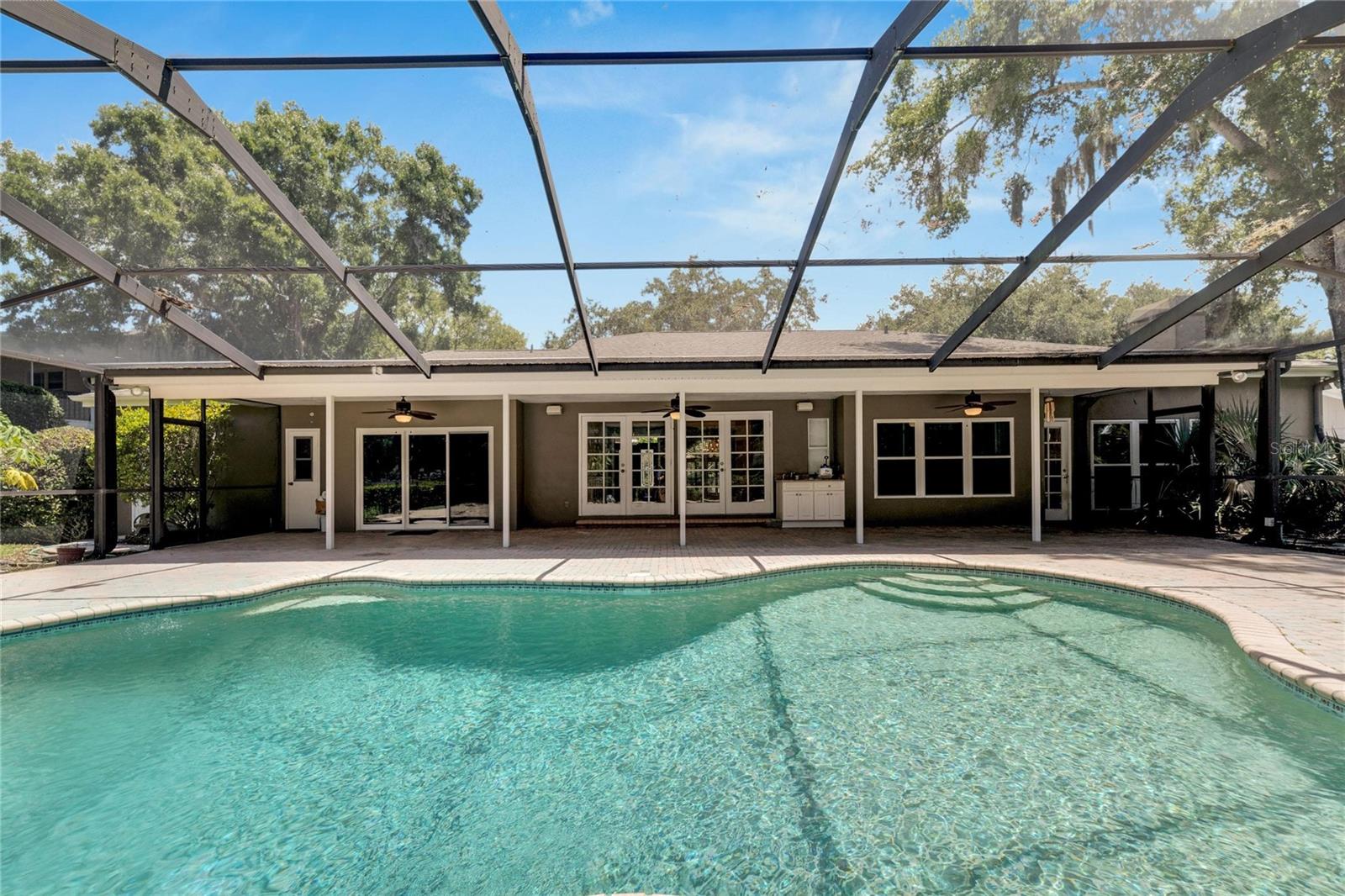 Image 14 of 59 For 18006 Clear Lake Dr