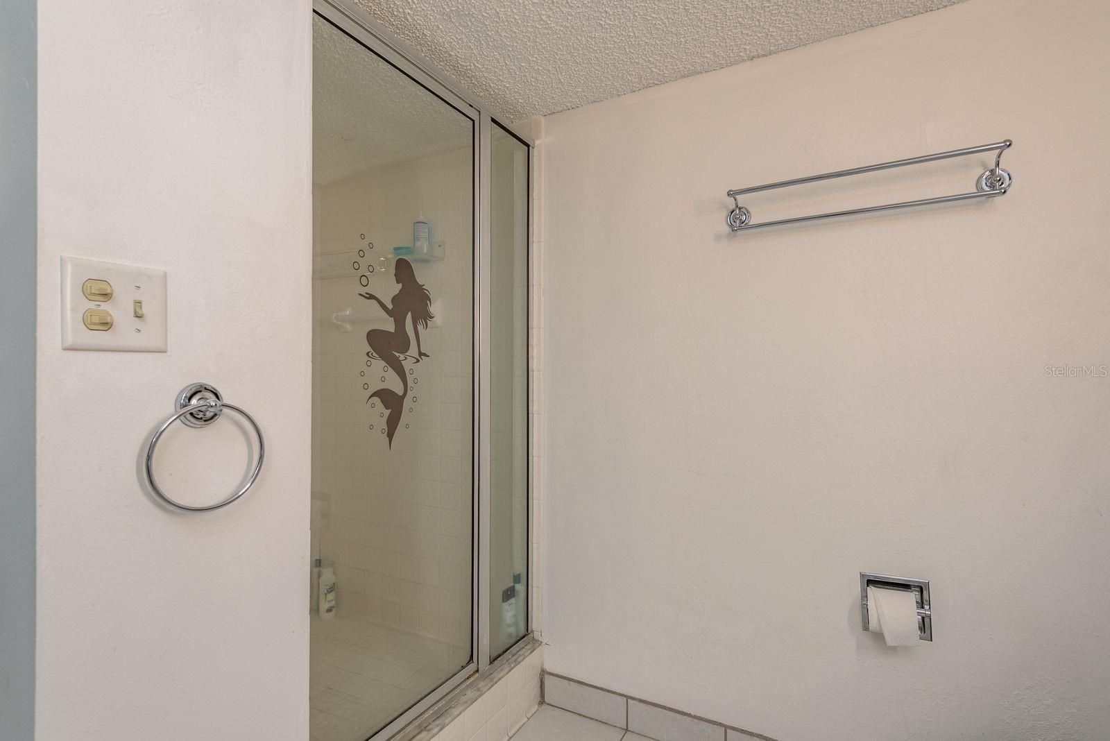 Image 25 of 46 For 602 Lime Avenue 203