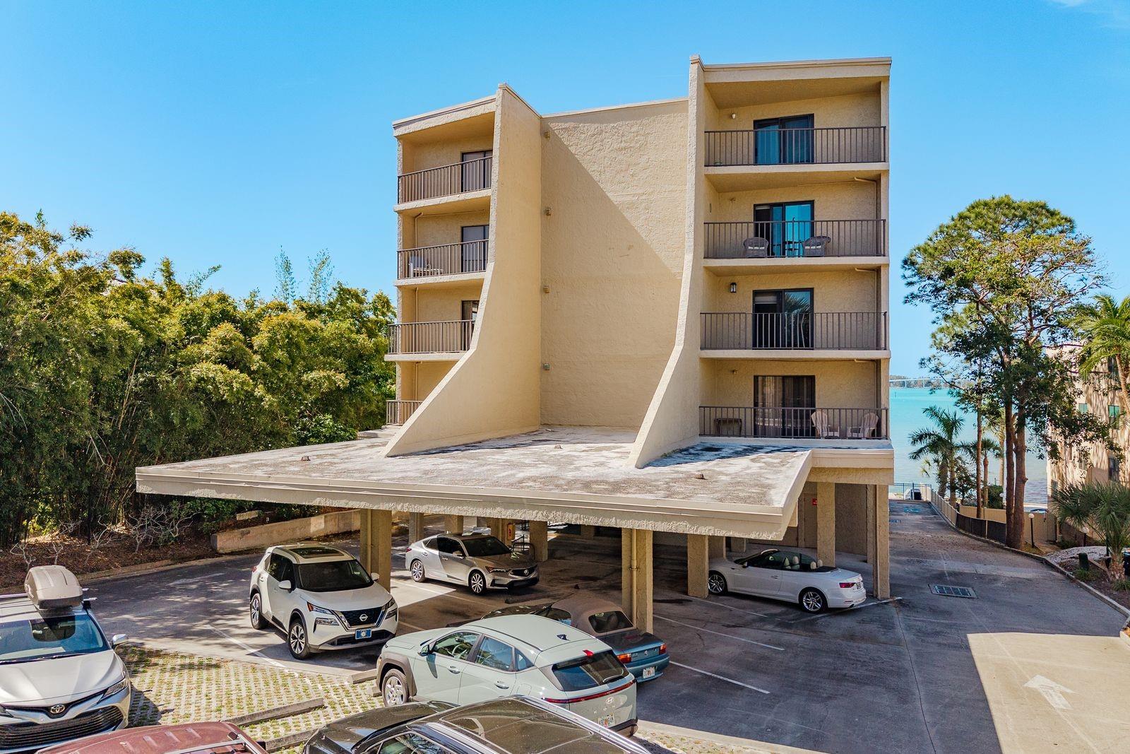 Image 34 of 46 For 602 Lime Avenue 203