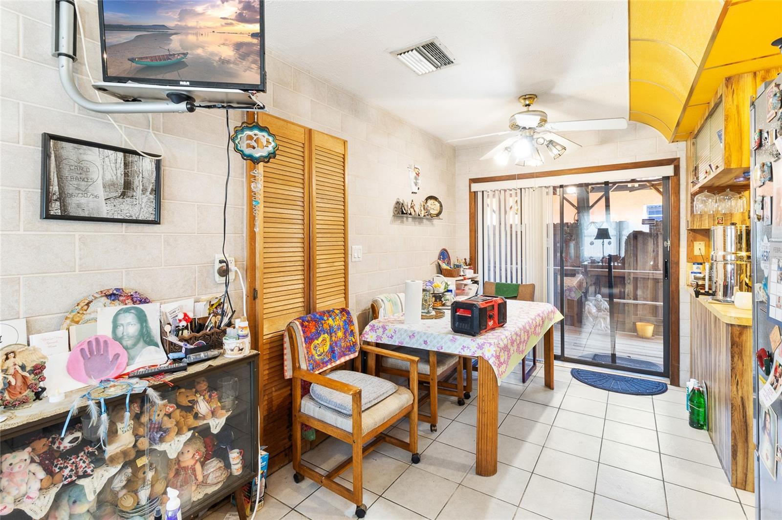 Image 7 of 25 For 3900 70th Street N