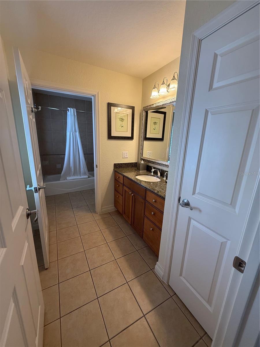 Image 5 of 24 For 7610 Sandy Ridge Drive 304