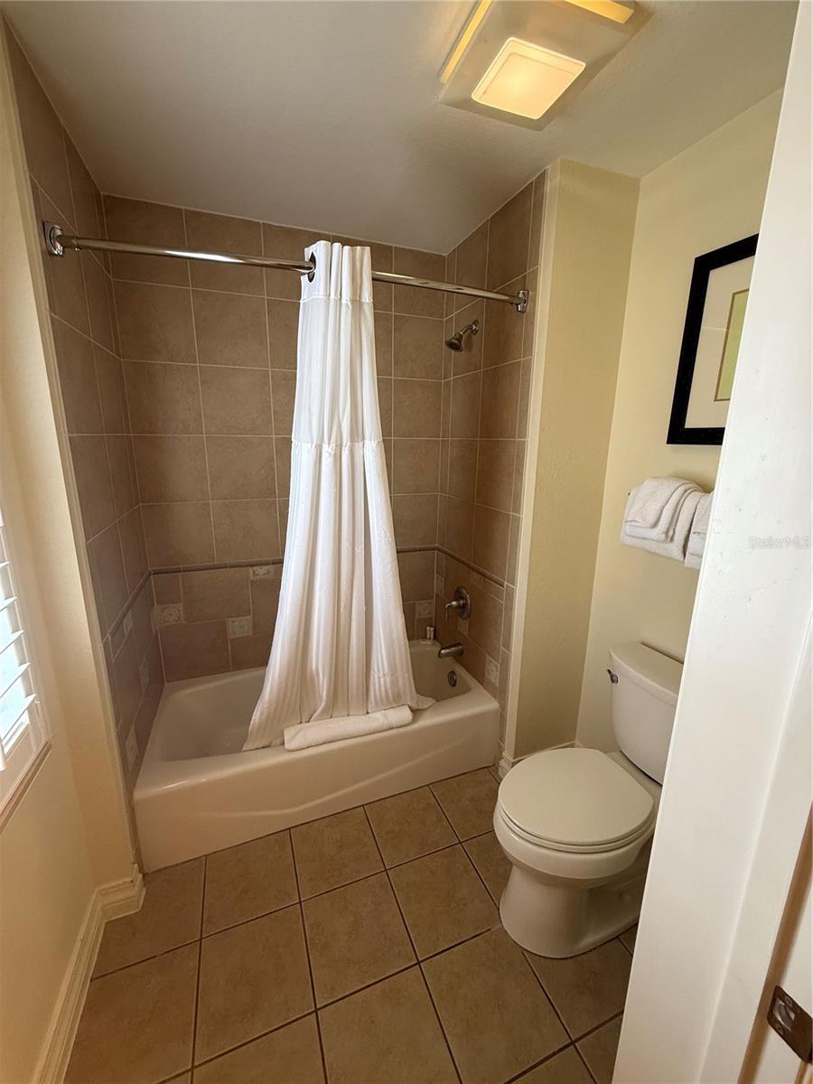 Image 6 of 24 For 7610 Sandy Ridge Drive 304