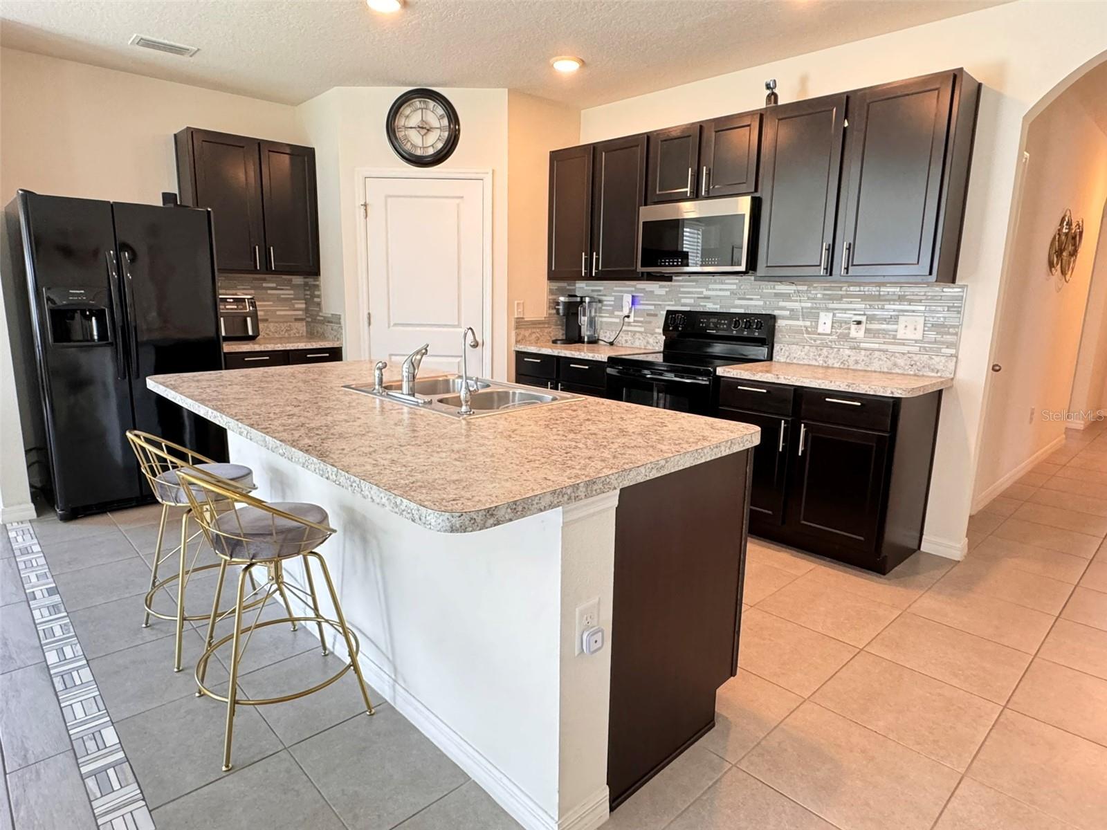 Image 4 of 18 For 15416 Gopher Trop Place