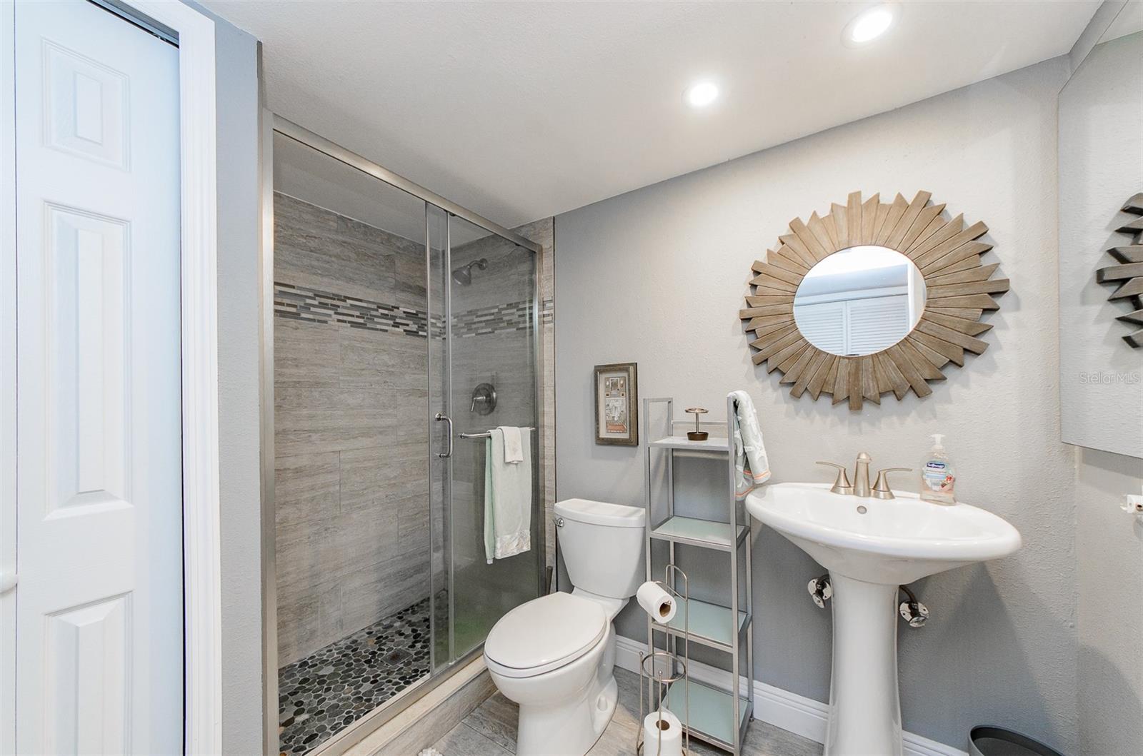 Image 21 of 53 For 1250 Gulf Boulevard 703