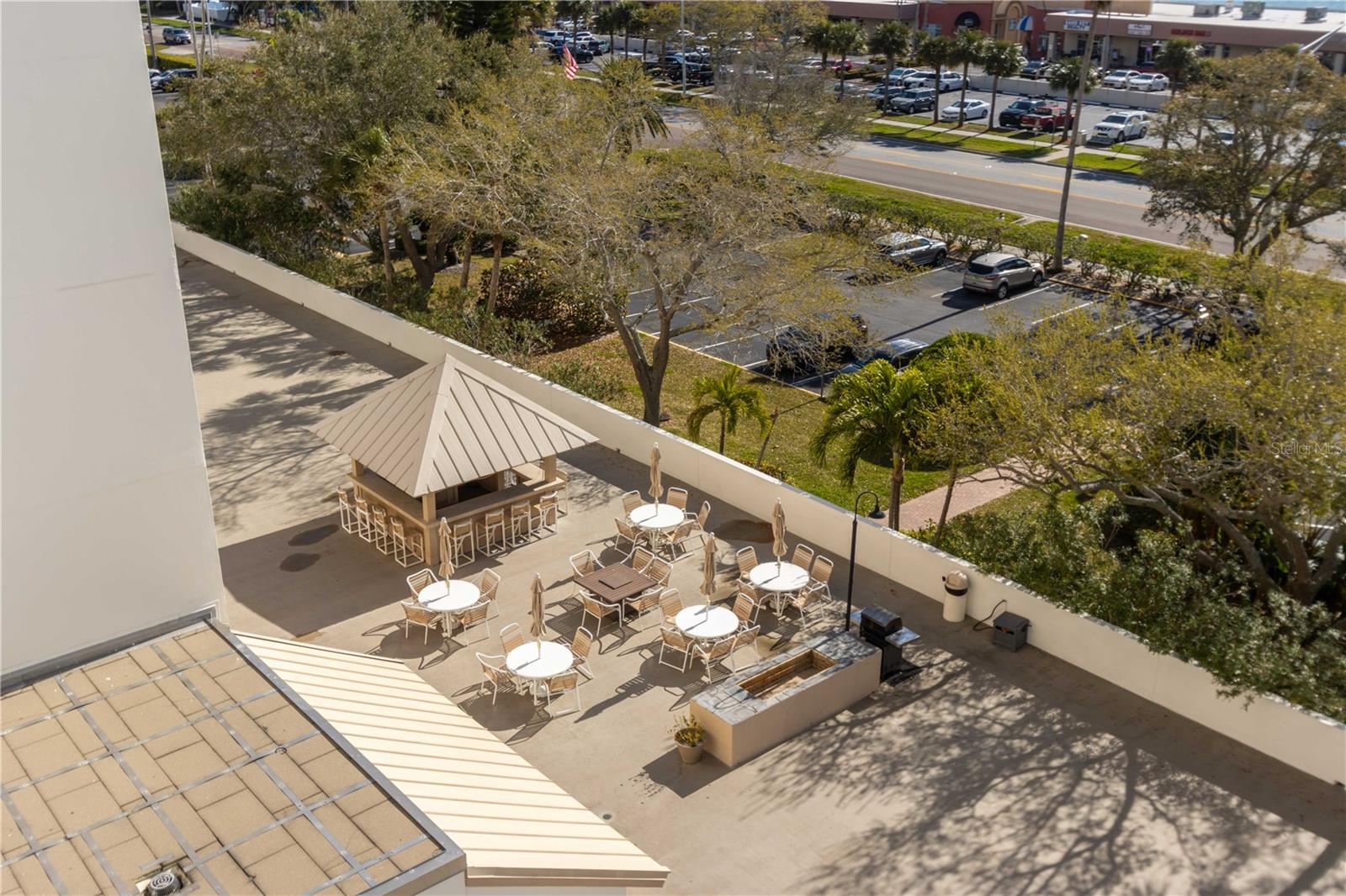 Image 50 of 53 For 1250 Gulf Boulevard 703