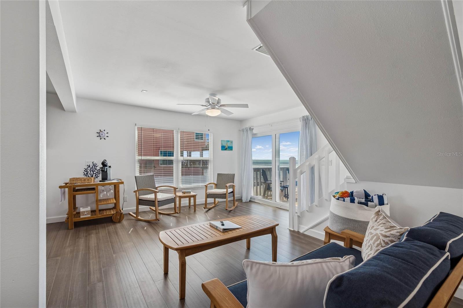 Image 18 of 53 For 8432 Gulf Boulevard