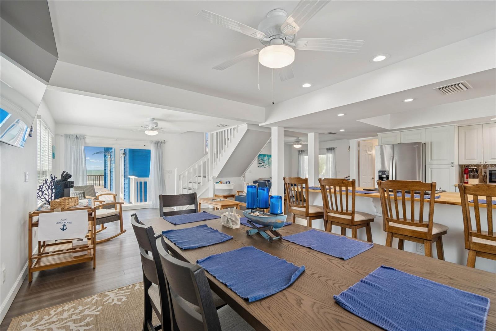 Image 25 of 53 For 8432 Gulf Boulevard