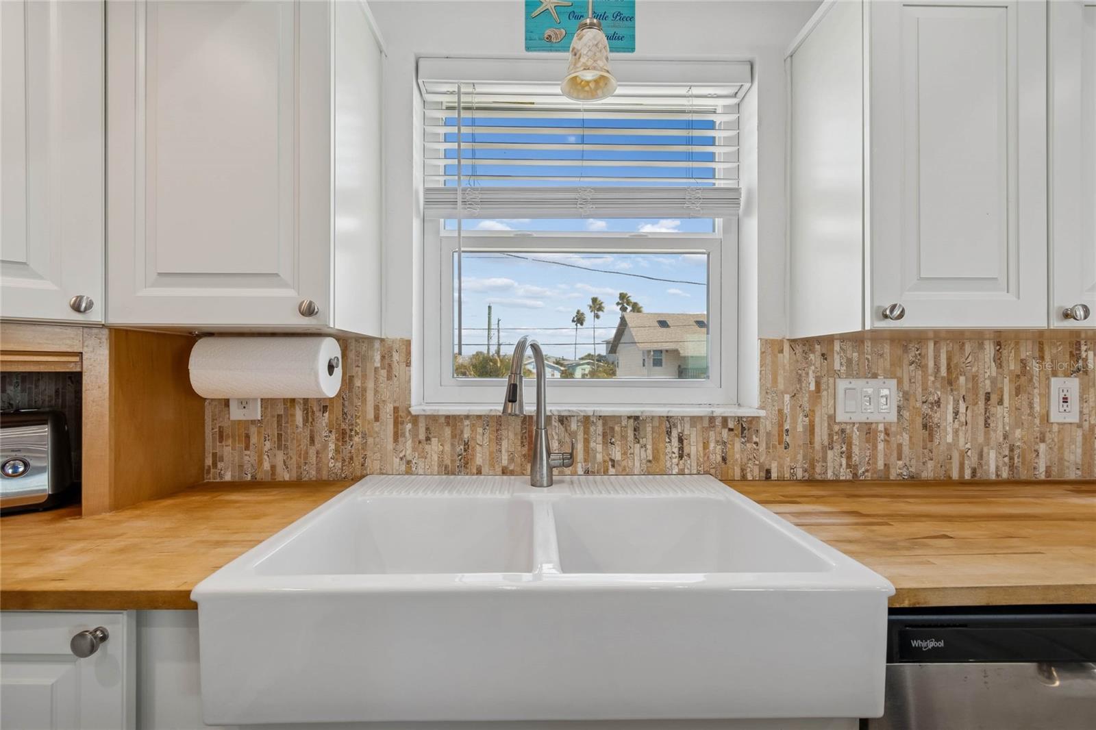 Image 32 of 53 For 8432 Gulf Boulevard