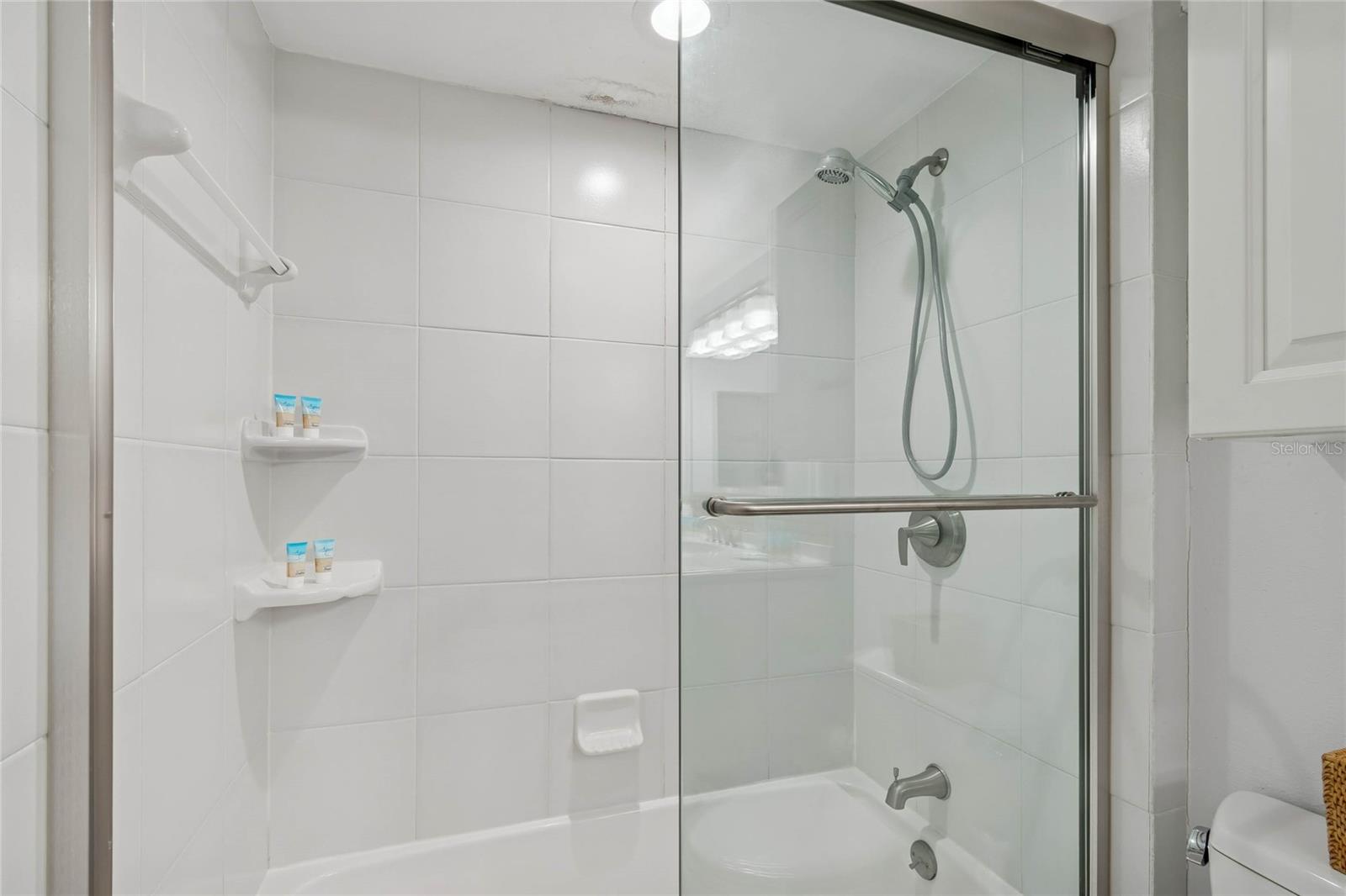 Image 42 of 53 For 8432 Gulf Boulevard