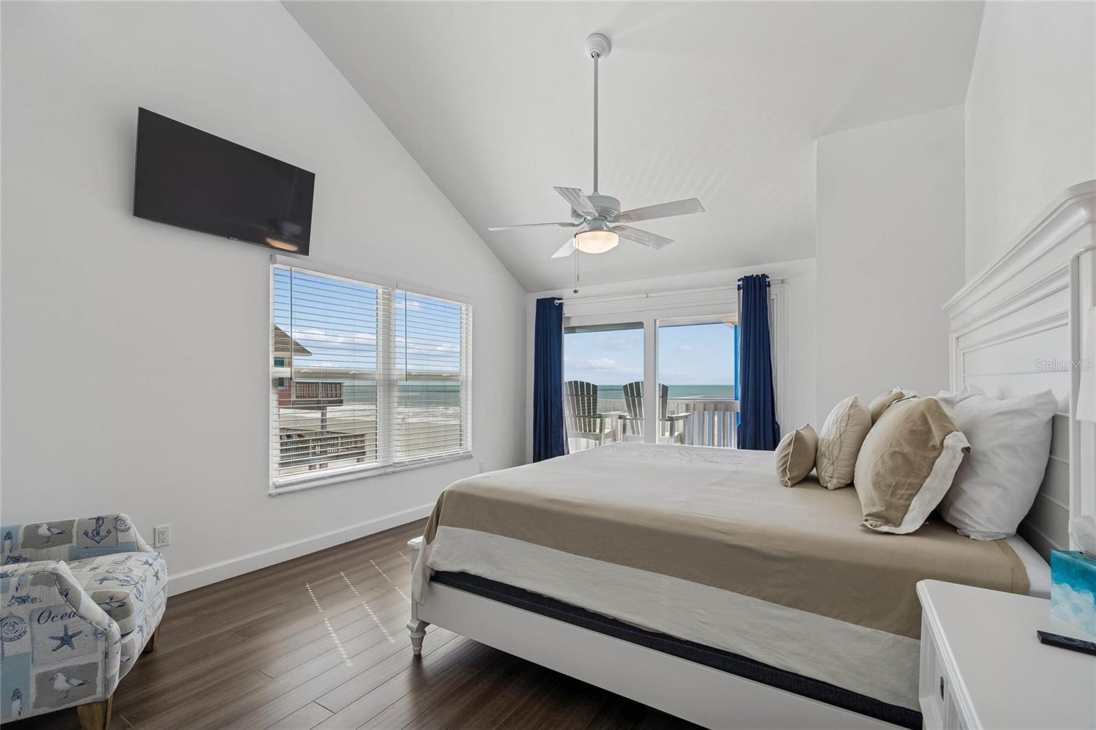 Image 44 of 53 For 8432 Gulf Boulevard