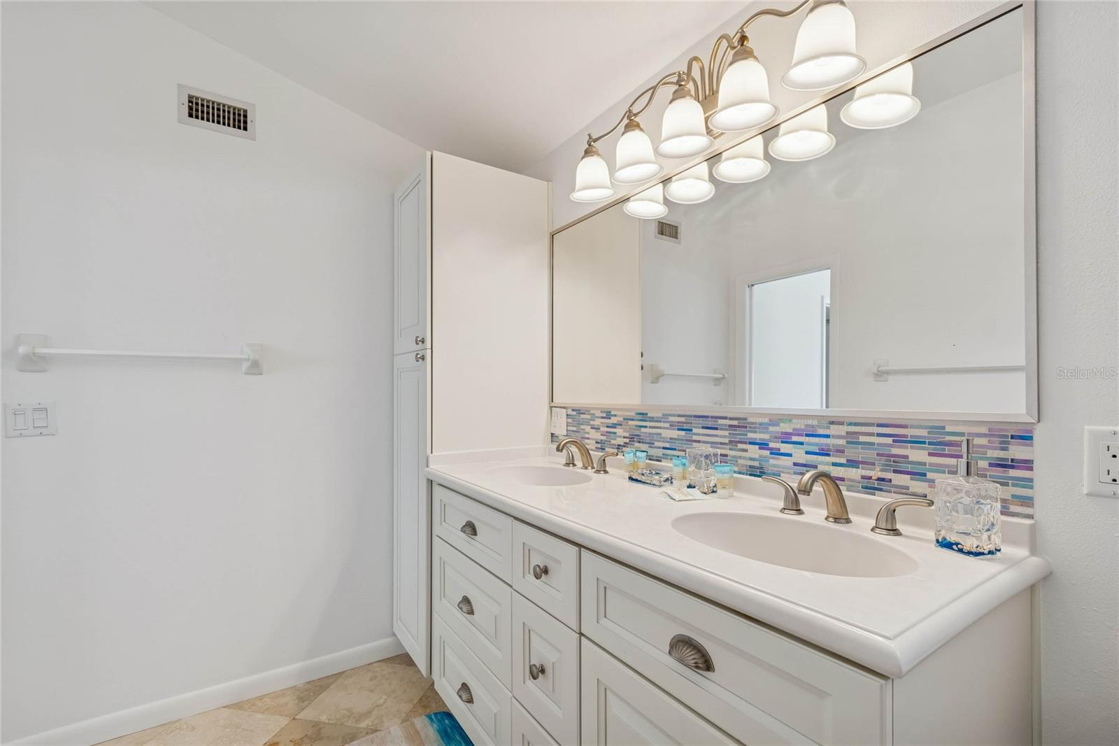 Image 51 of 53 For 8432 Gulf Boulevard