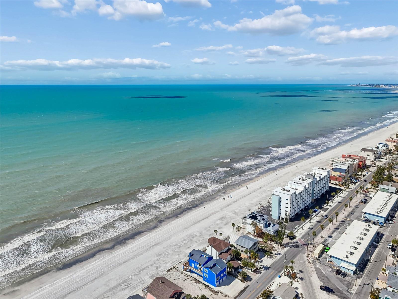 Image 9 of 53 For 8432 Gulf Boulevard