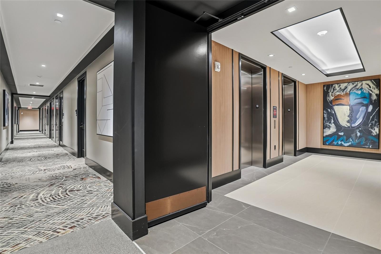 Image 2 of 72 For 275 1st Ave S 1008