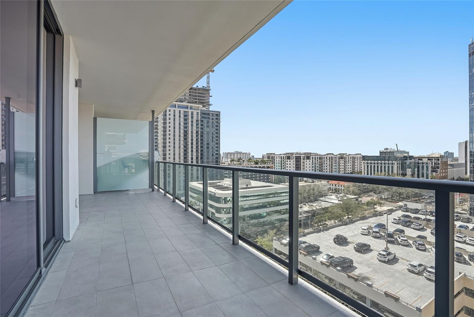 Image 21 of 72 For 275 1st Ave S 1008