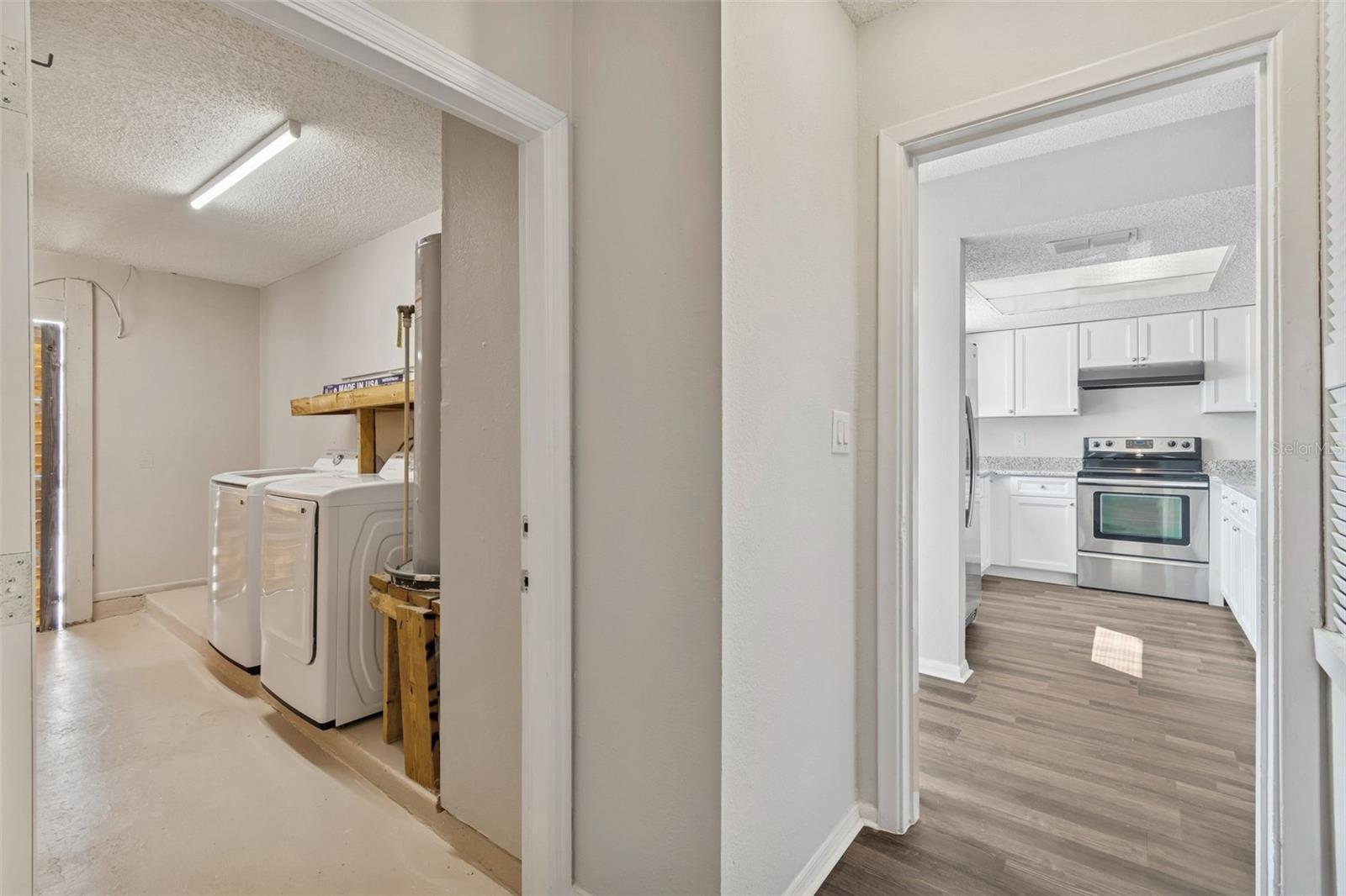 Image 11 of 43 For 12836 Kellywood Circle