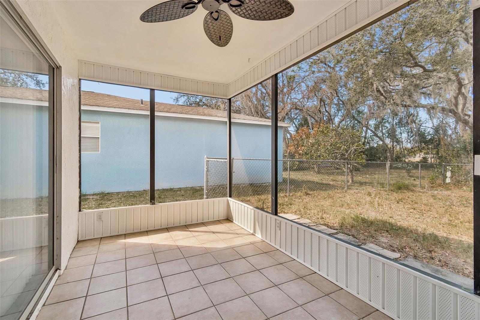 Image 14 of 43 For 12836 Kellywood Circle