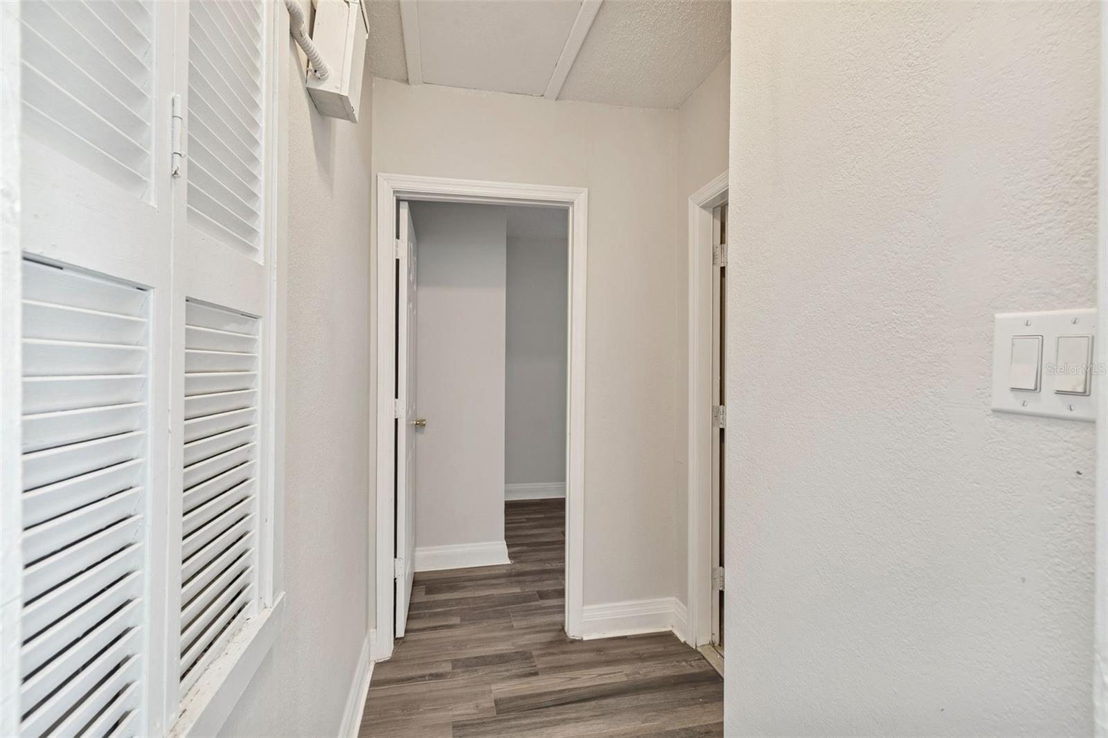 Image 31 of 43 For 12836 Kellywood Circle