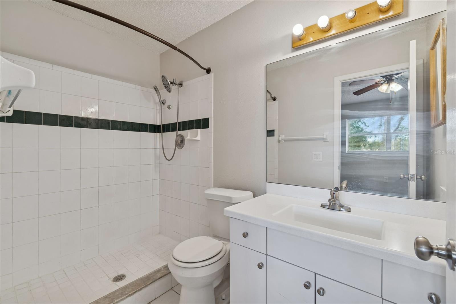 Image 6 of 43 For 12836 Kellywood Circle