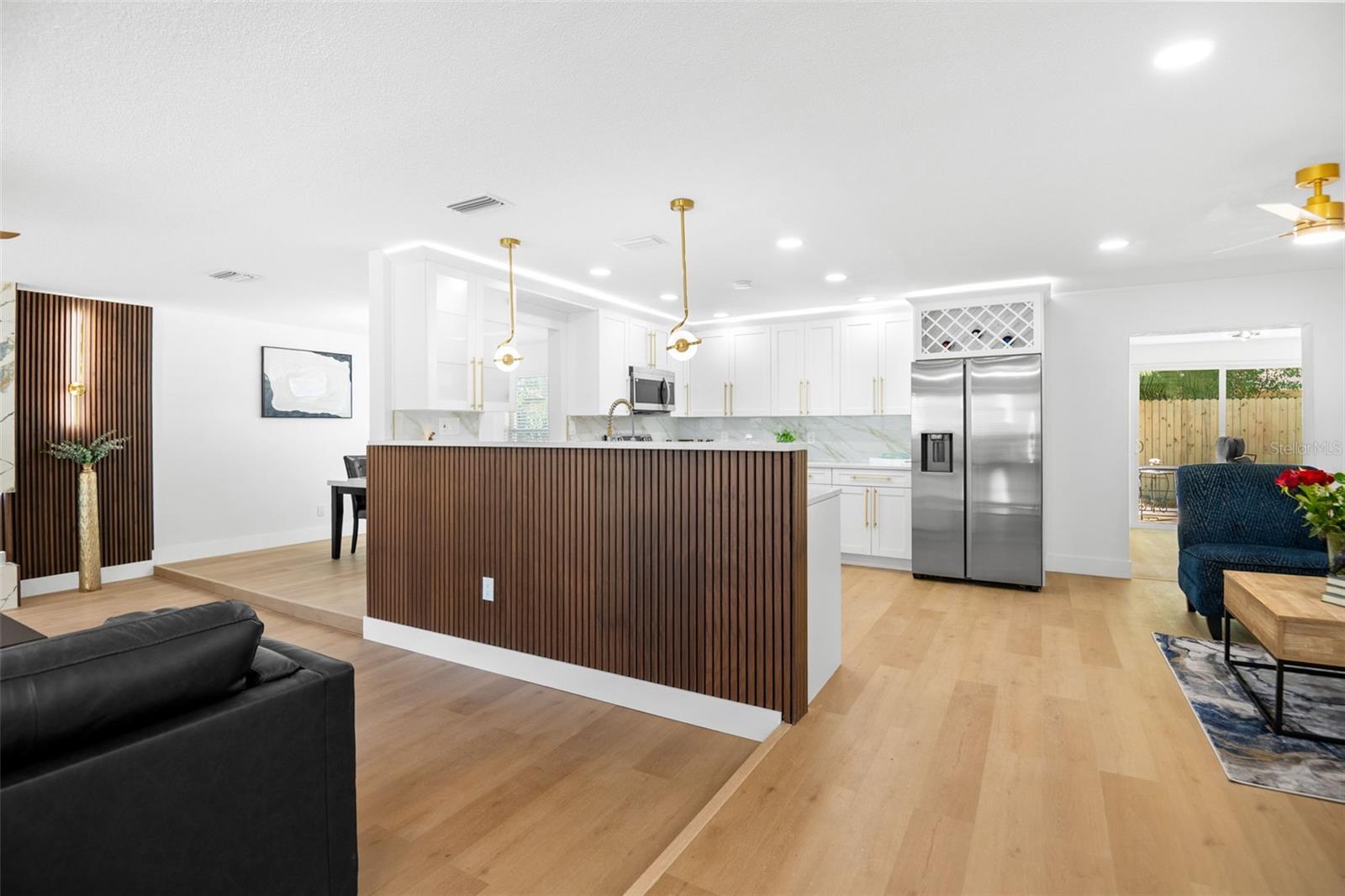 Image 6 of 42 For 650 Pinecrest Drive