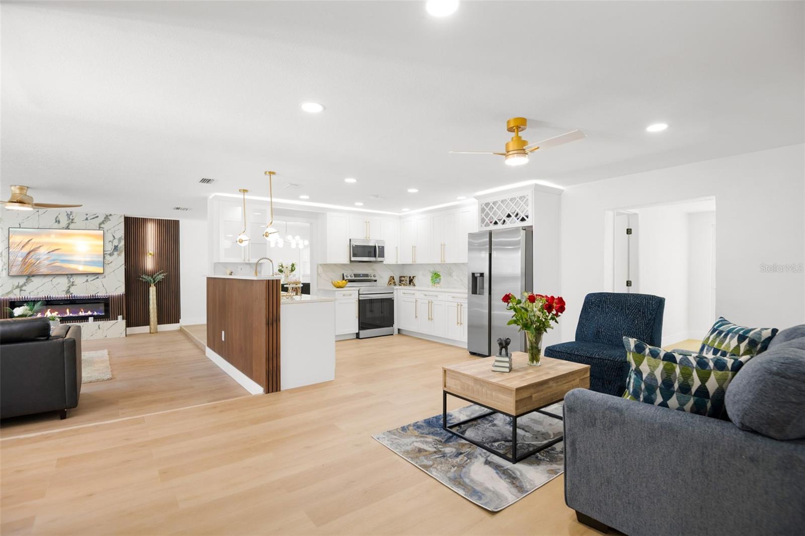 Image 7 of 42 For 650 Pinecrest Drive