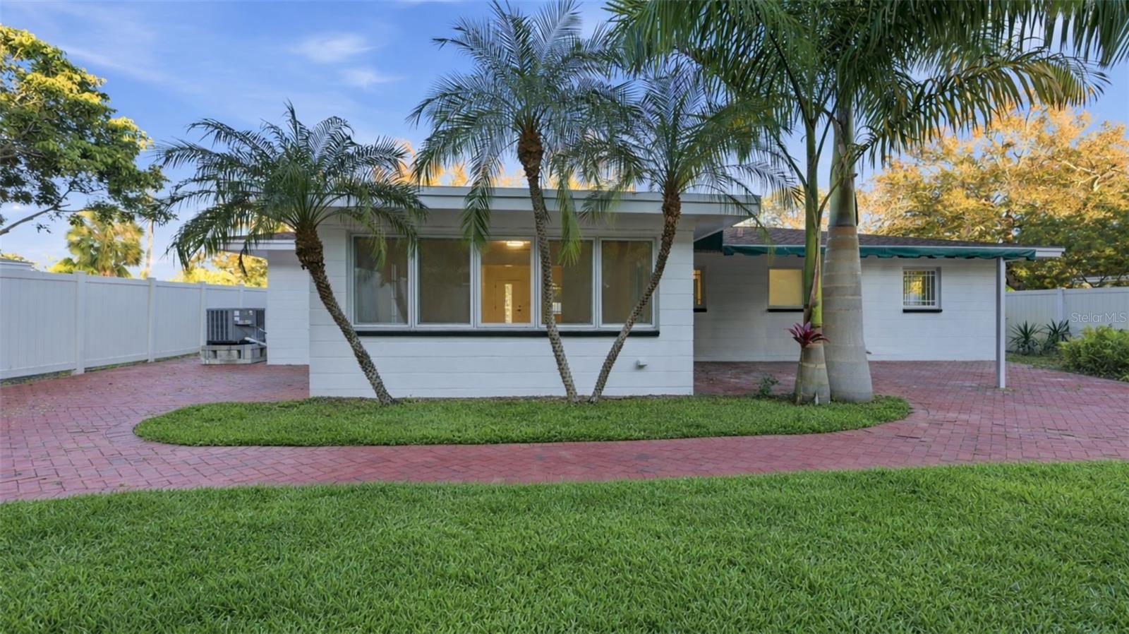 Image 12 of 14 For 4430 1st Way Ne