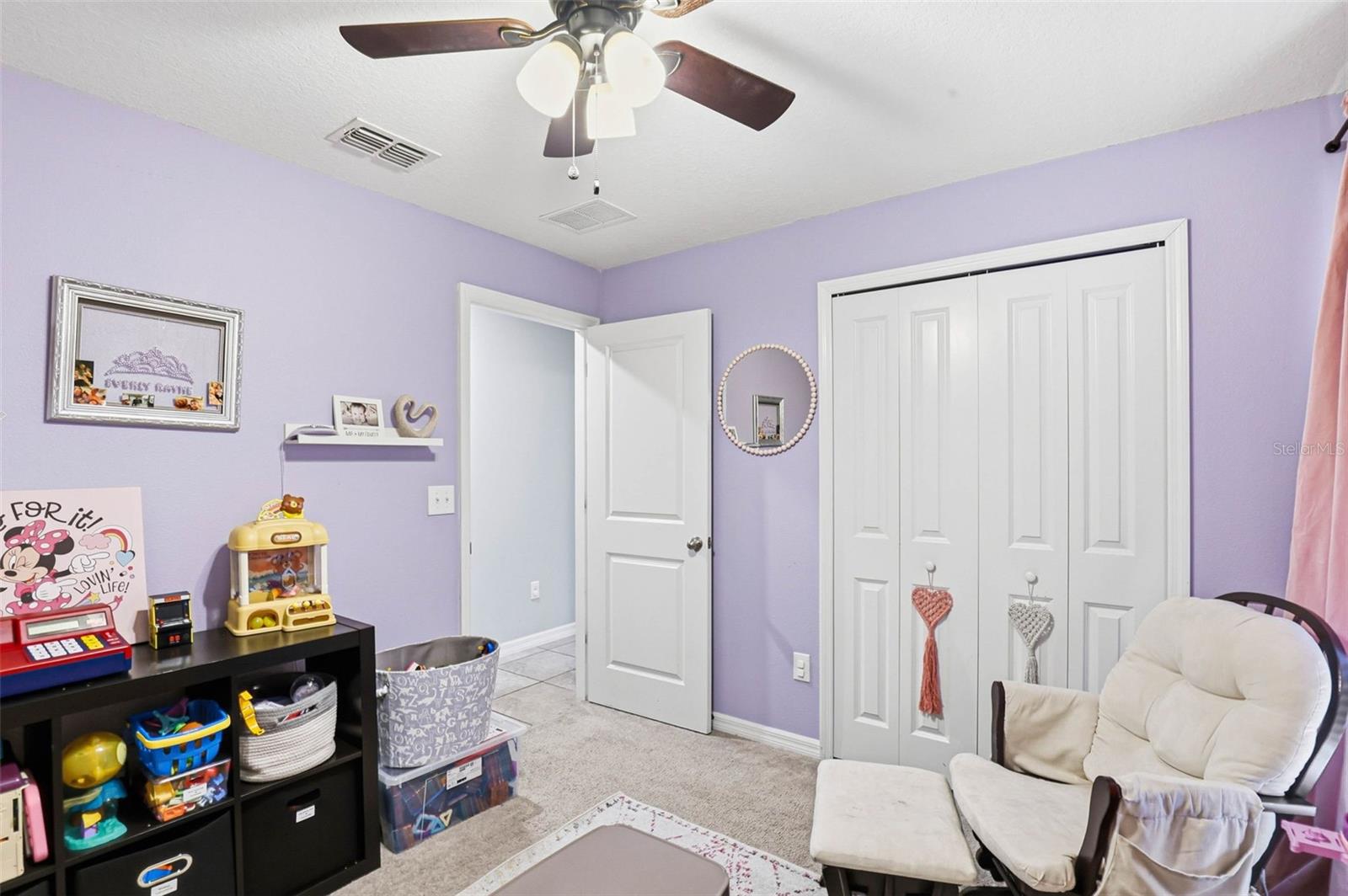 Image 10 of 35 For 211 English Channel Place