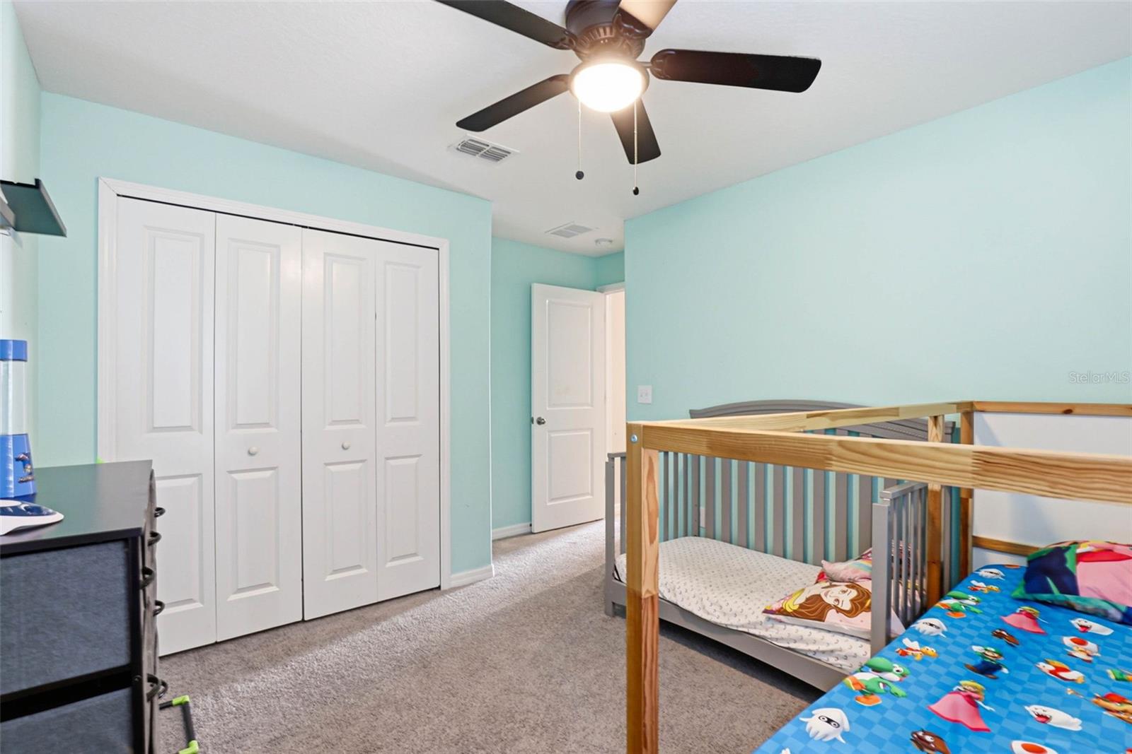 Image 12 of 35 For 211 English Channel Place