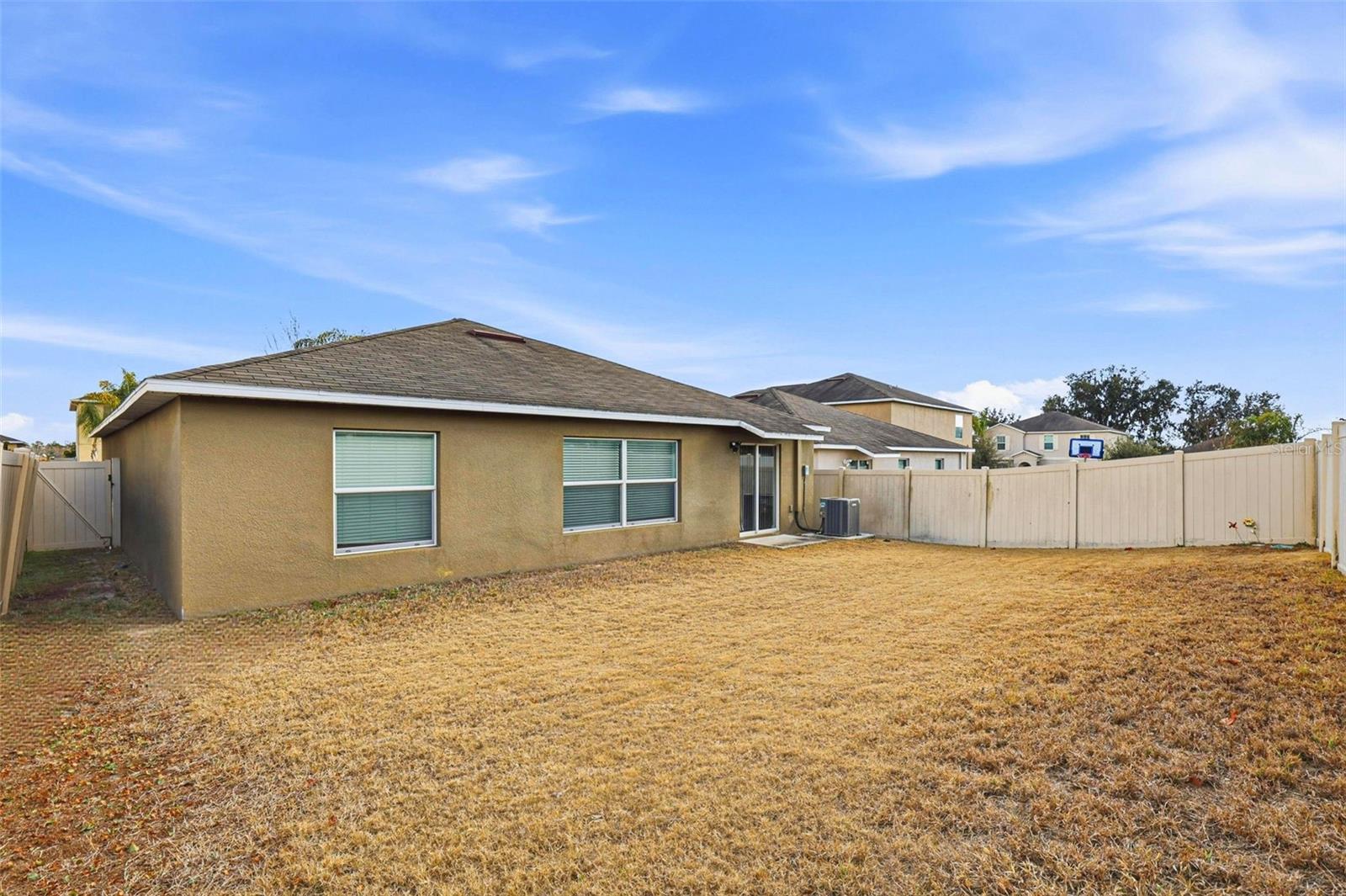 Image 32 of 35 For 211 English Channel Place