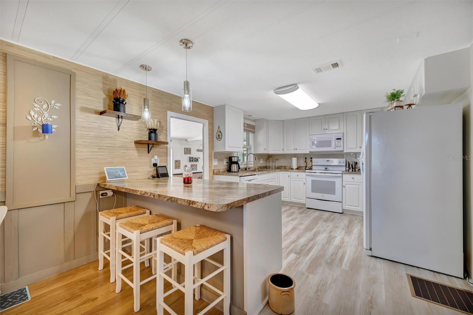 Image 35 of 70 For 117 Saint Thomas Circle