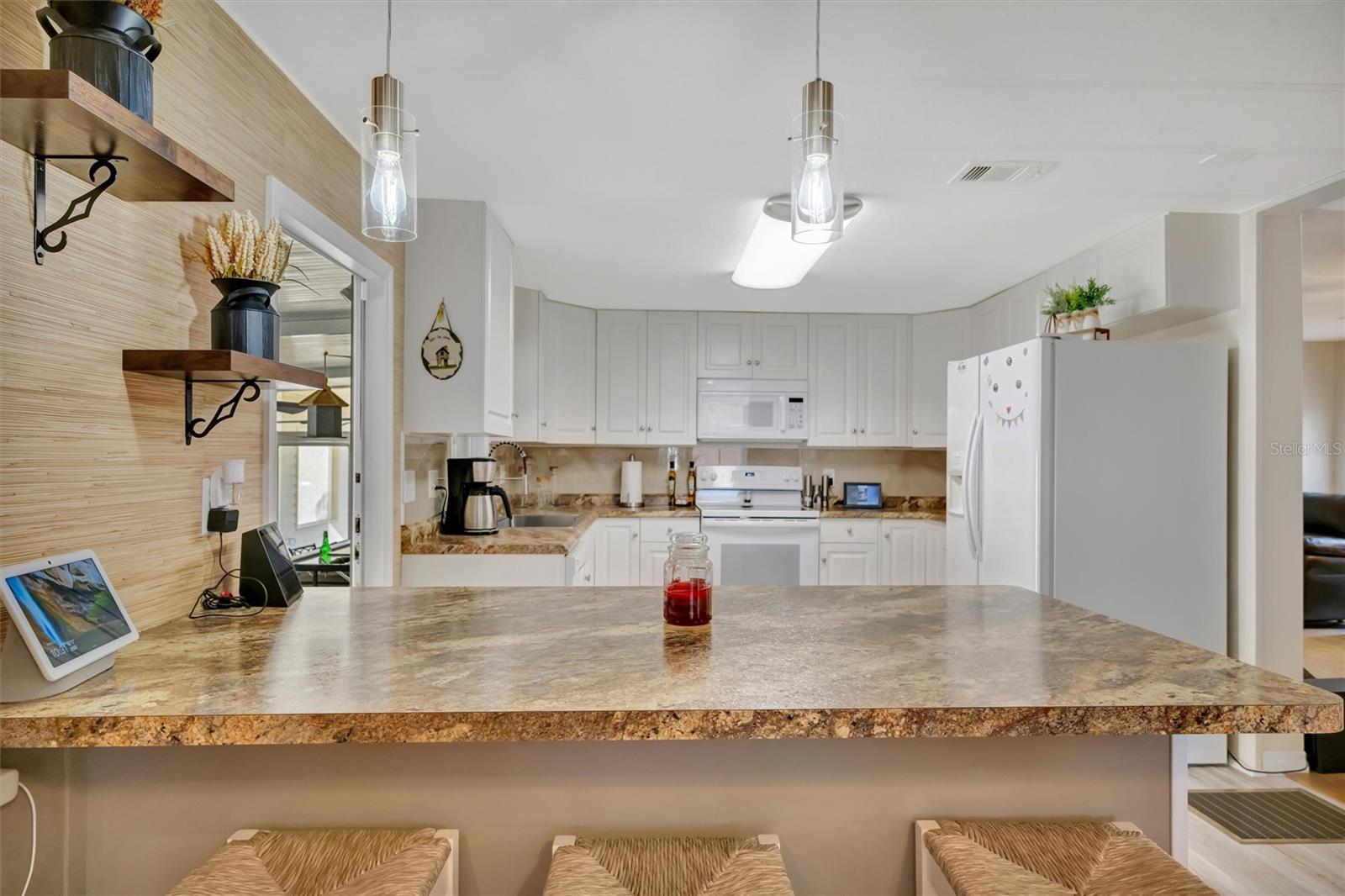 Image 37 of 70 For 117 Saint Thomas Circle