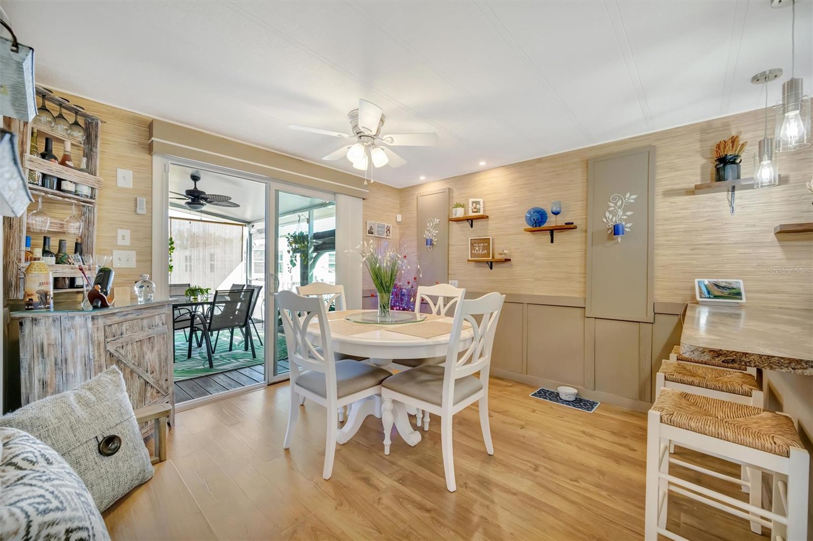 Image 44 of 70 For 117 Saint Thomas Circle