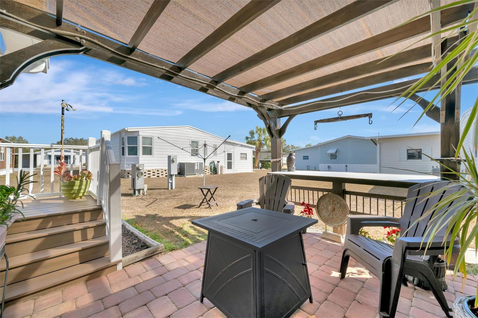 Image 52 of 70 For 117 Saint Thomas Circle