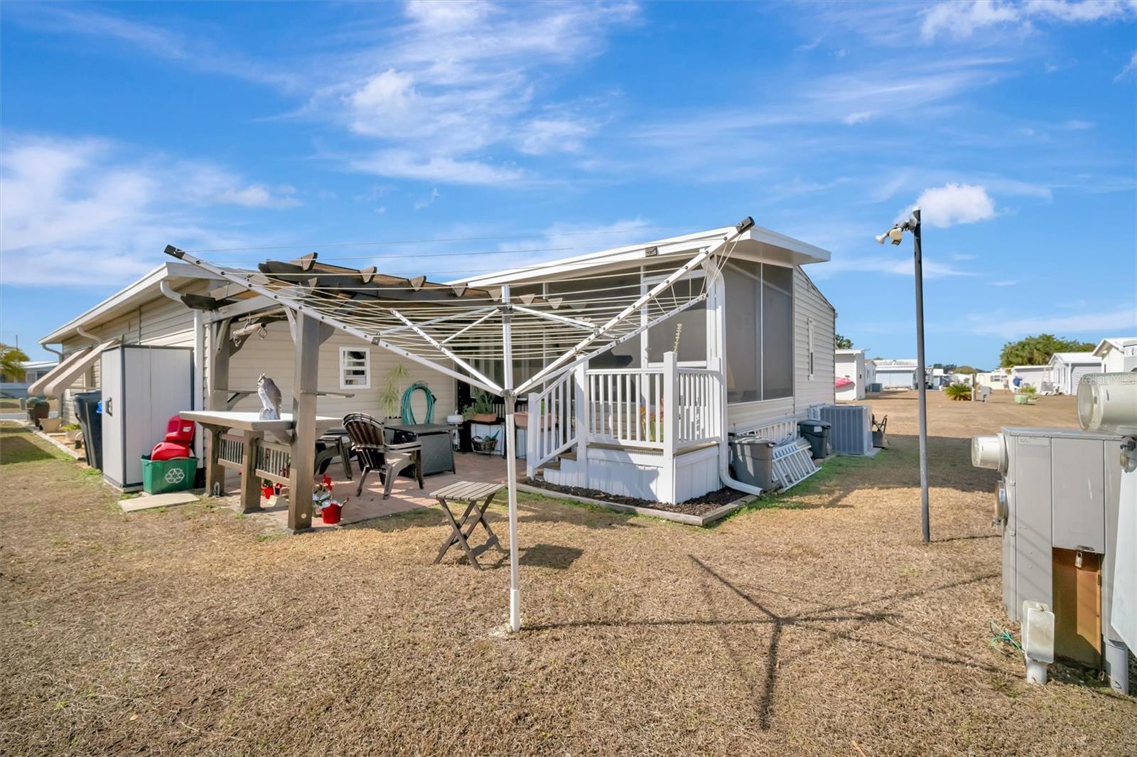 Image 56 of 70 For 117 Saint Thomas Circle