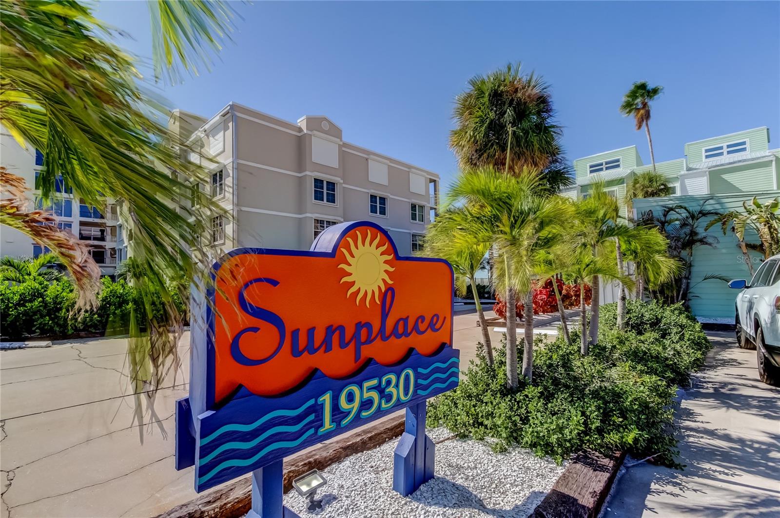 Image 2 of 40 For 19530 Gulf Boulevard 4b