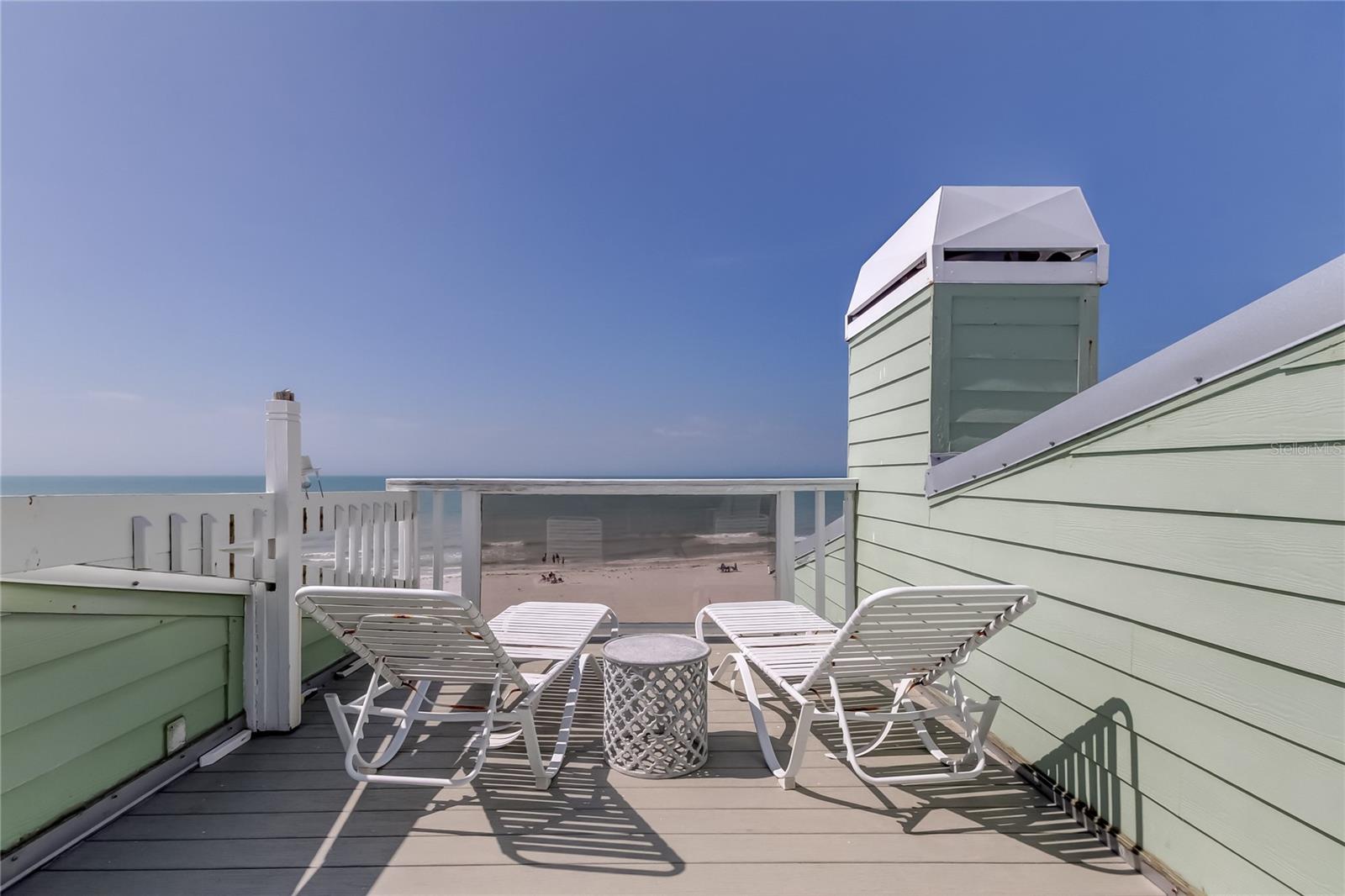 Image 37 of 40 For 19530 Gulf Boulevard 4b