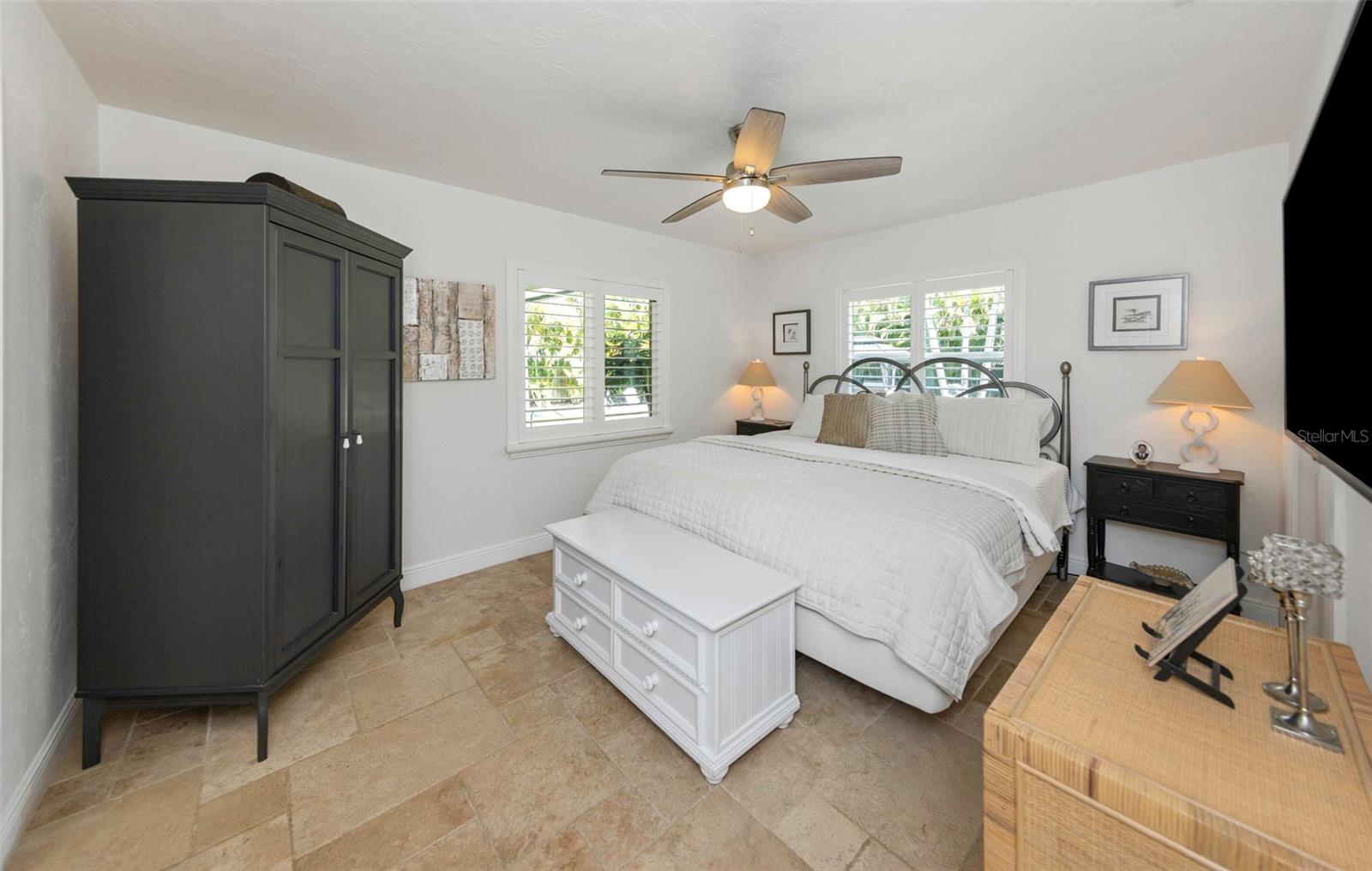 Listing photo id 47 for 1437 Country Club Rd N Road N Country Cl