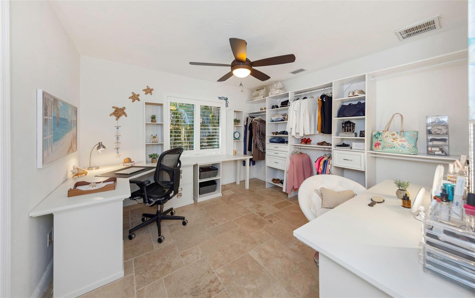 Listing photo id 52 for 1437 Country Club Rd N Road N Country Cl